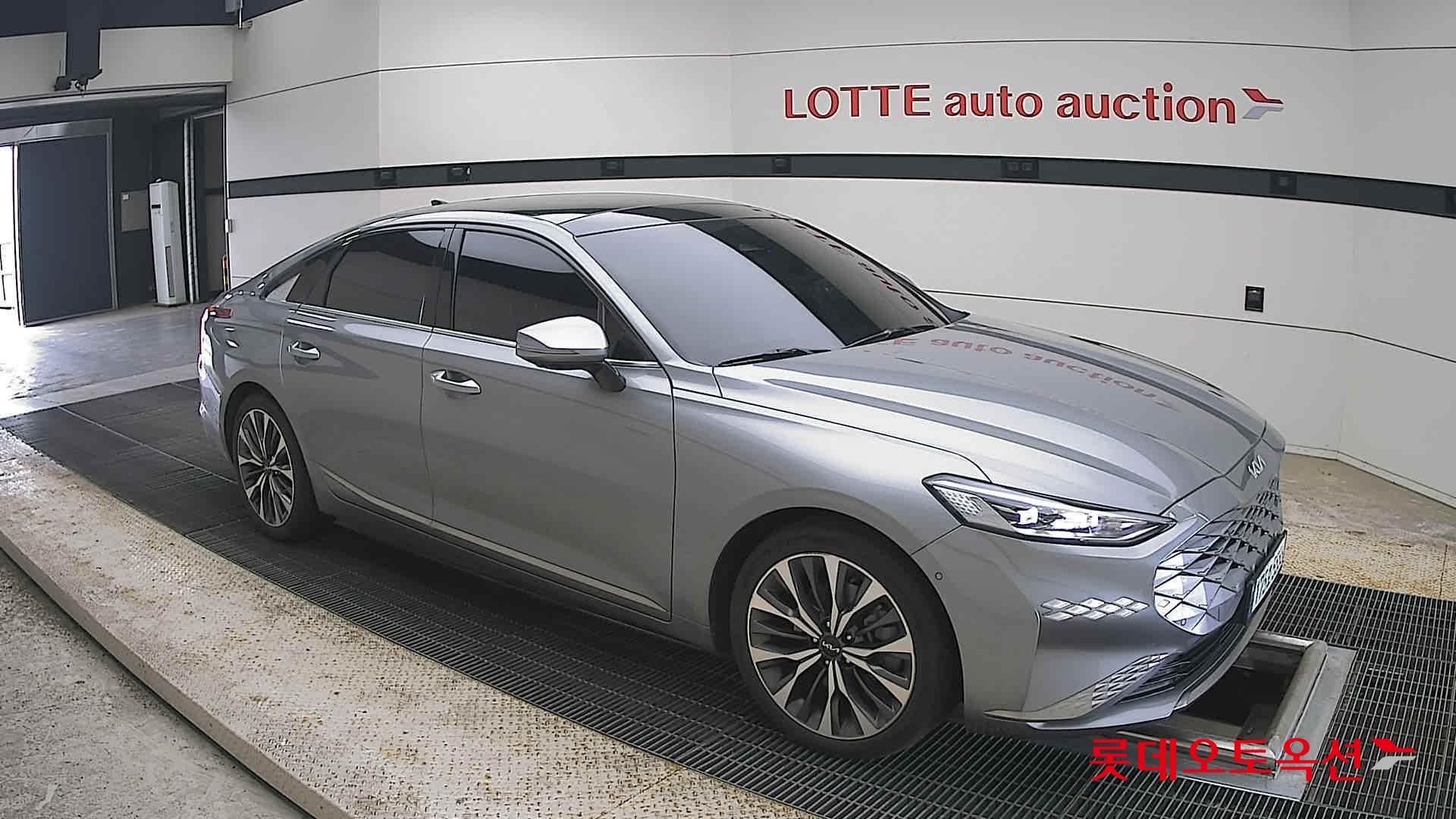 2023 - kia k8
