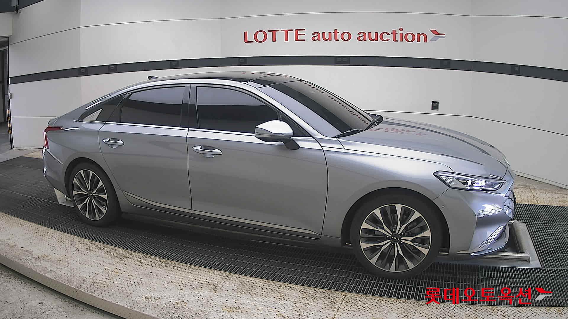 2023 - kia k8