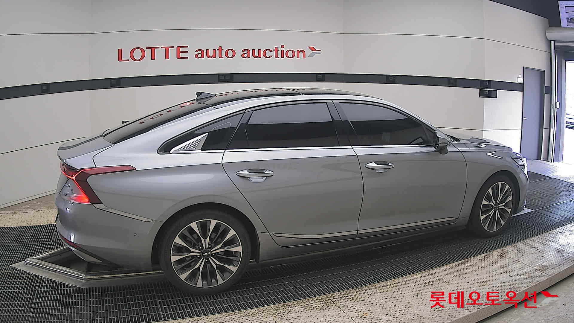 2023 - kia k8