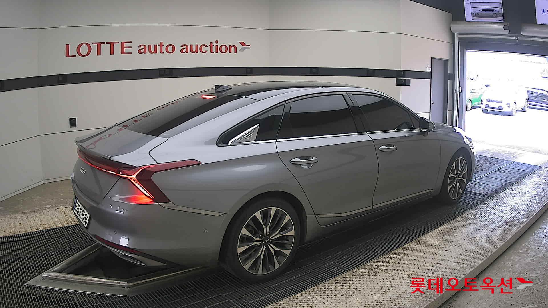 2023 - kia k8