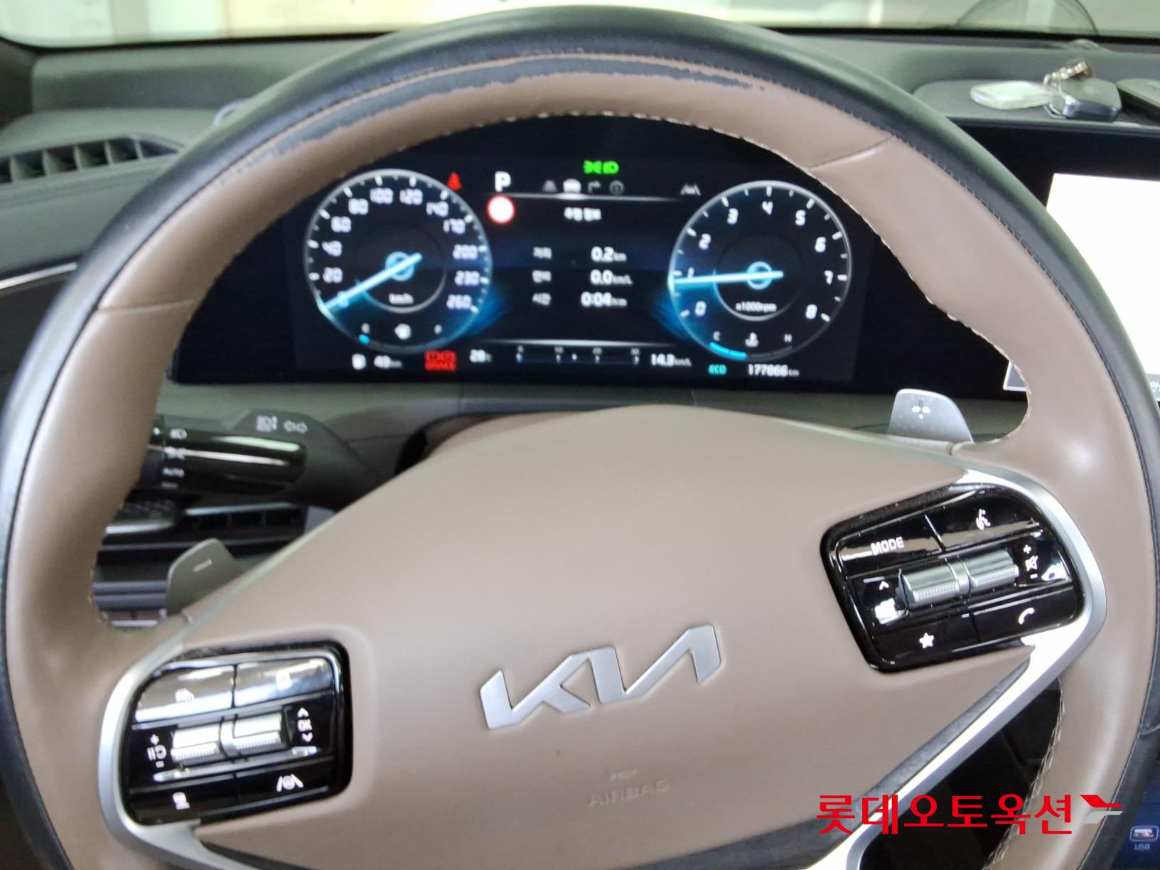 2023 - kia k8