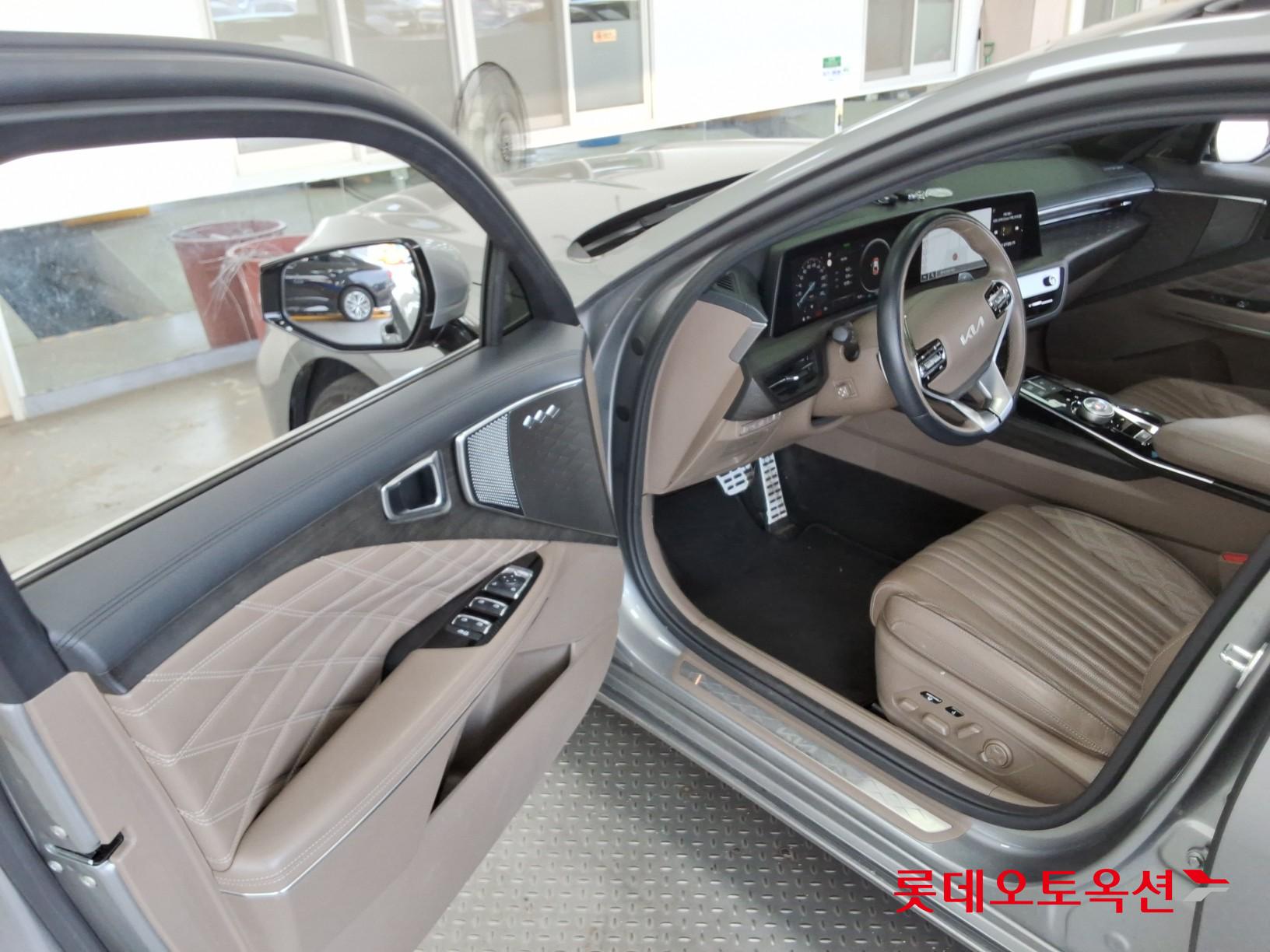 2023 - kia k8