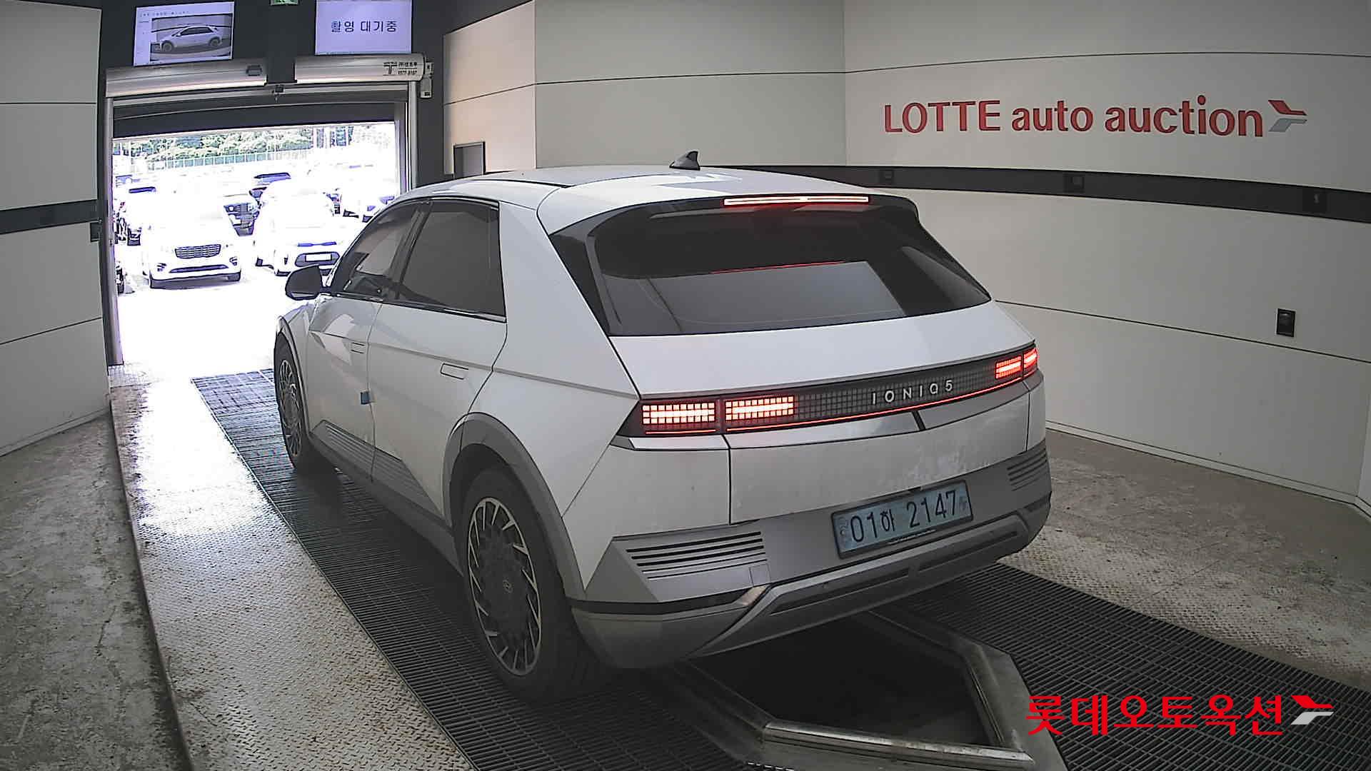 2022 - hyundai ioniq