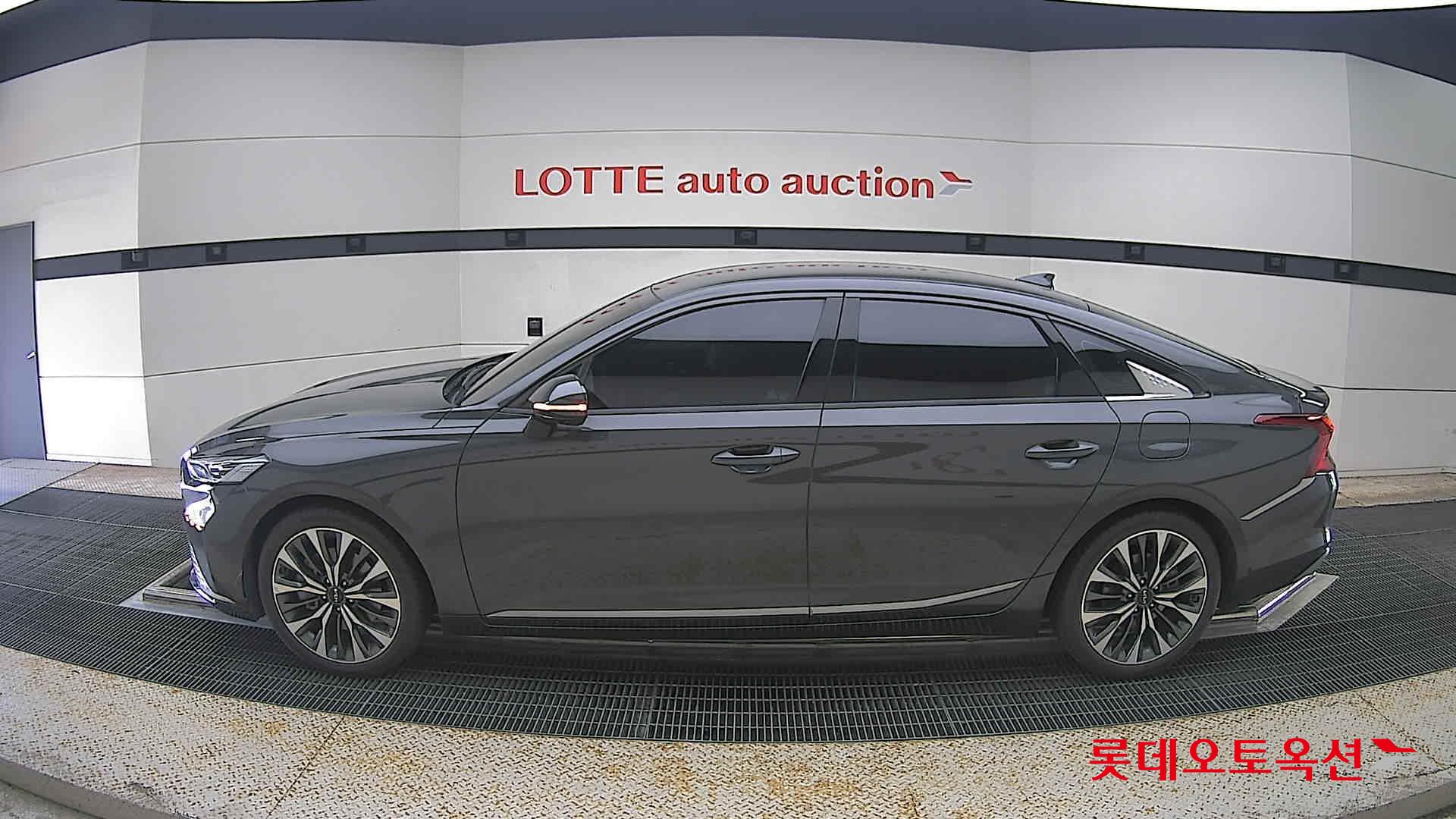 2023 - kia k8