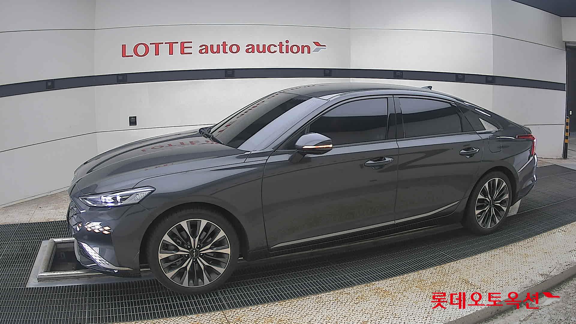 2023 - kia k8