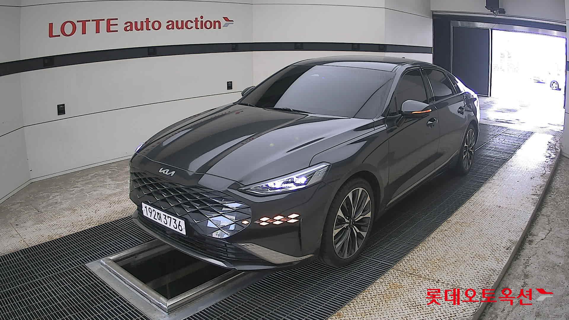 2023 - kia k8