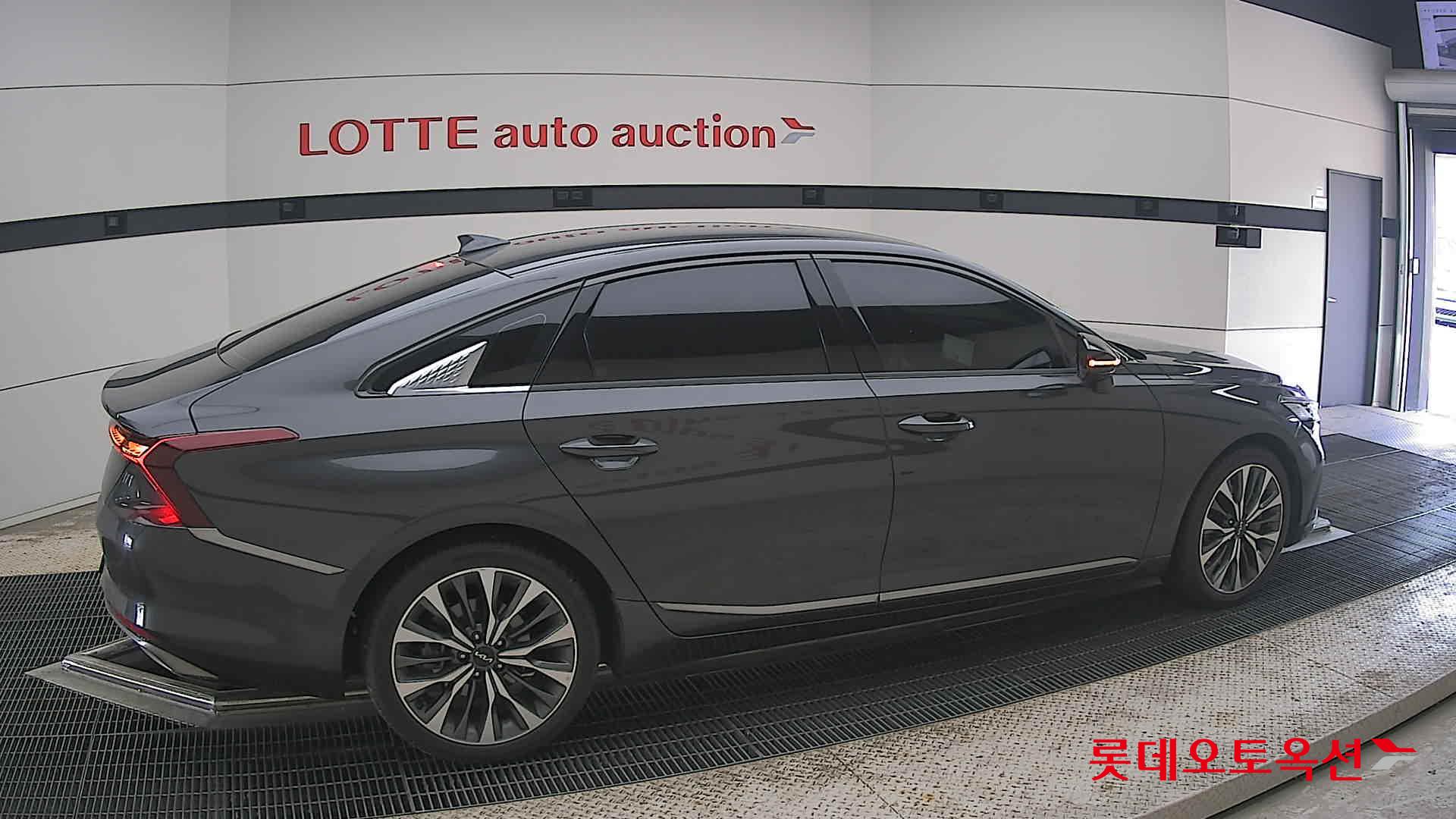 2023 - kia k8