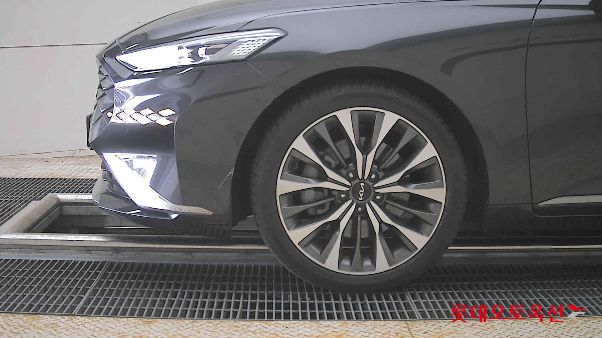 2023 - kia k8