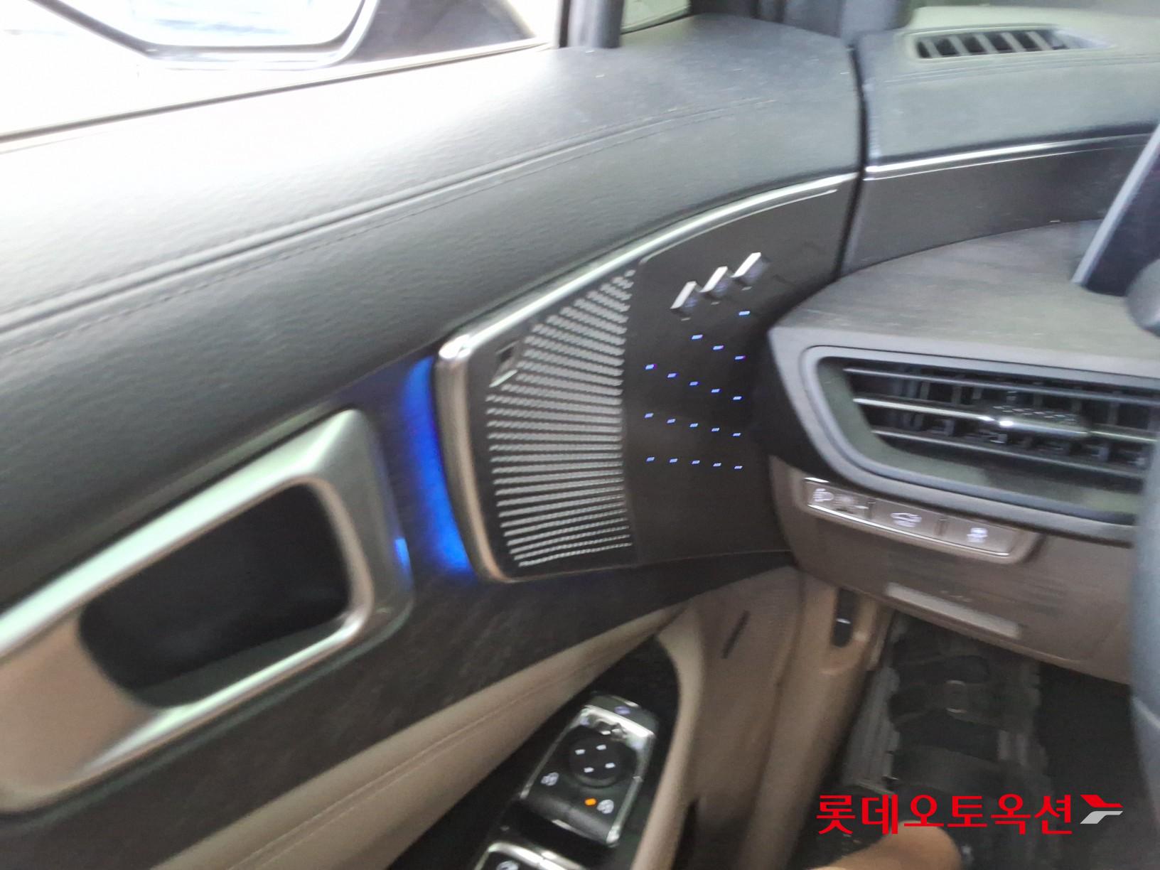 2023 - kia k8