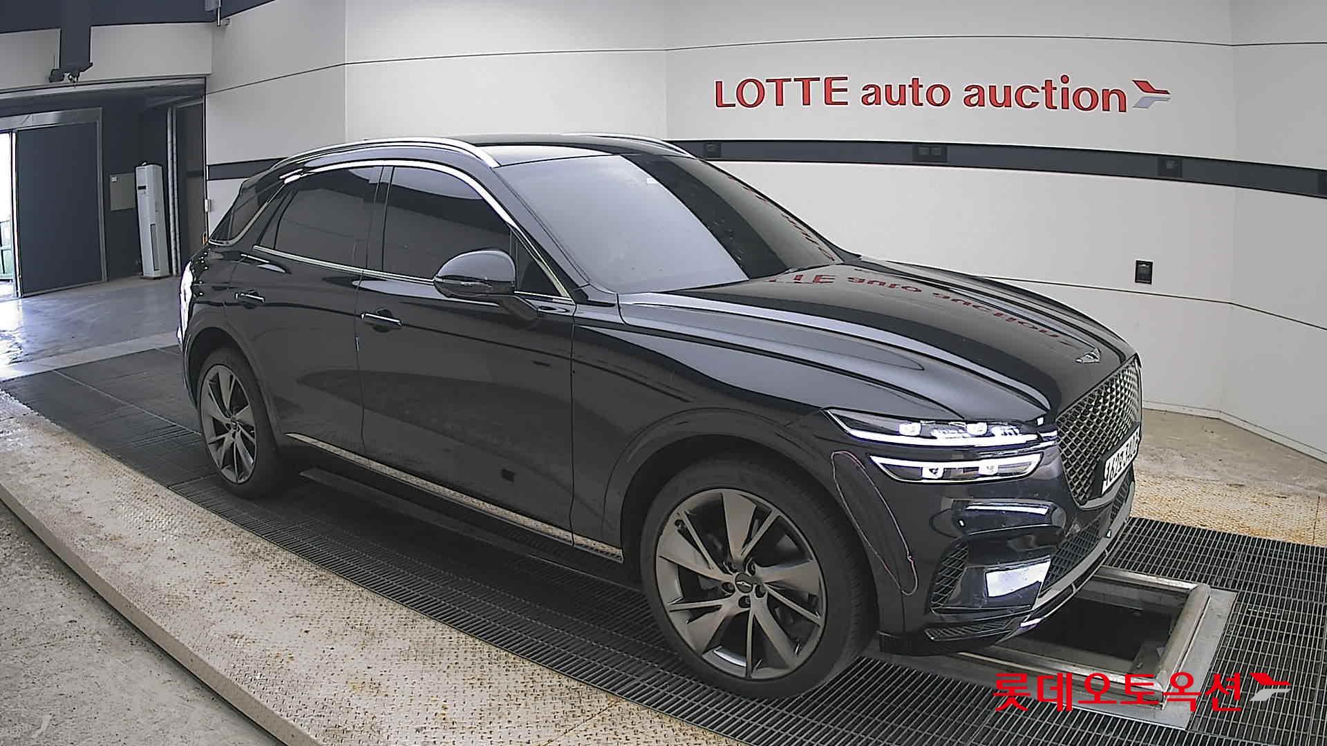 2021 - genesis gv70
