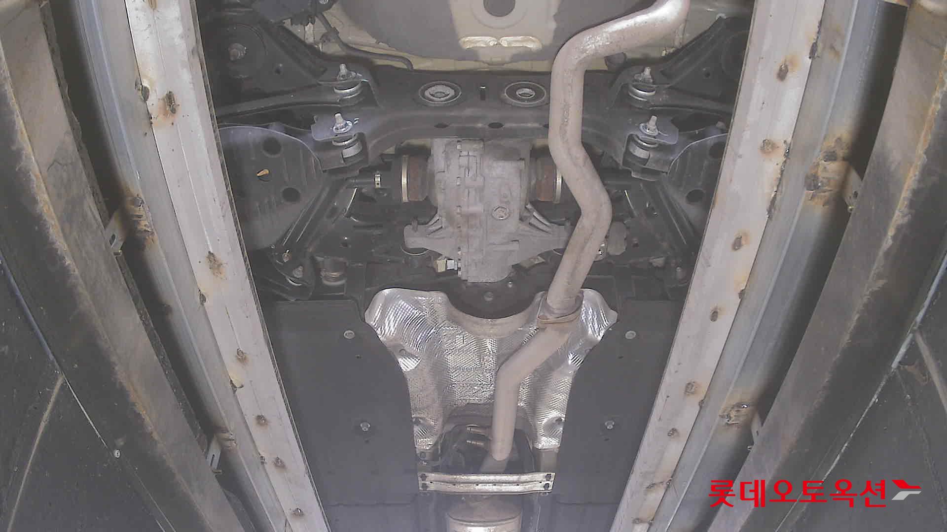 2021 - genesis gv70