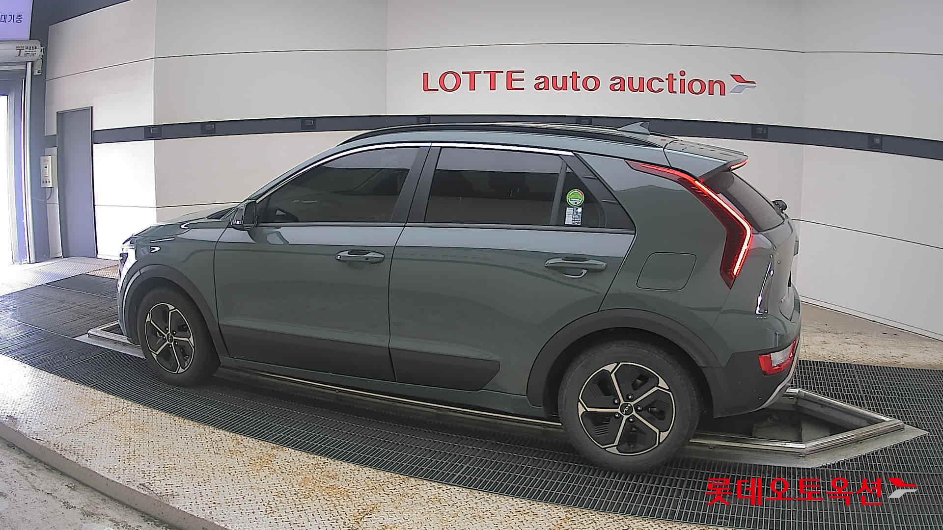 2022 - kia niro