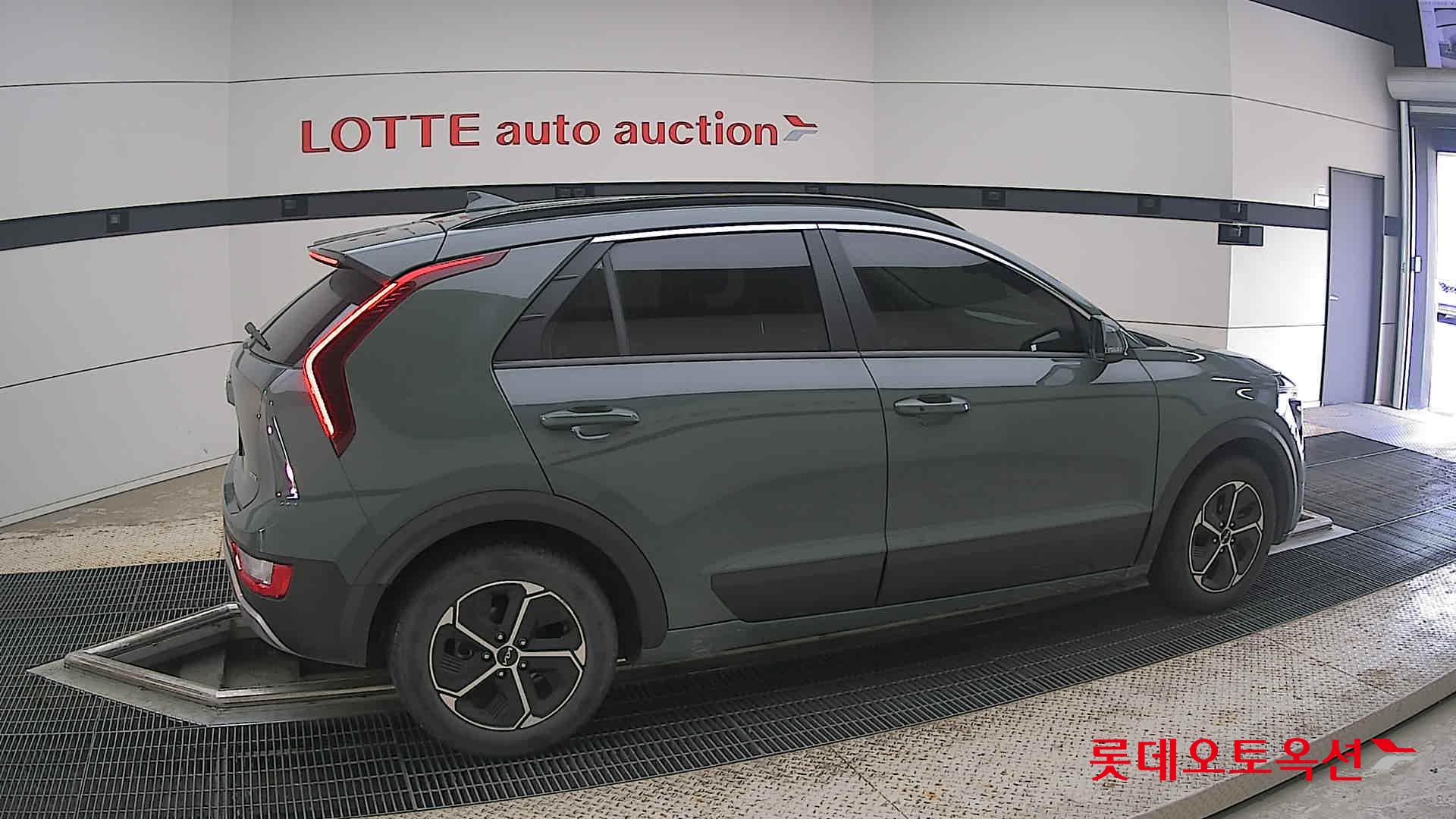 2022 - kia niro