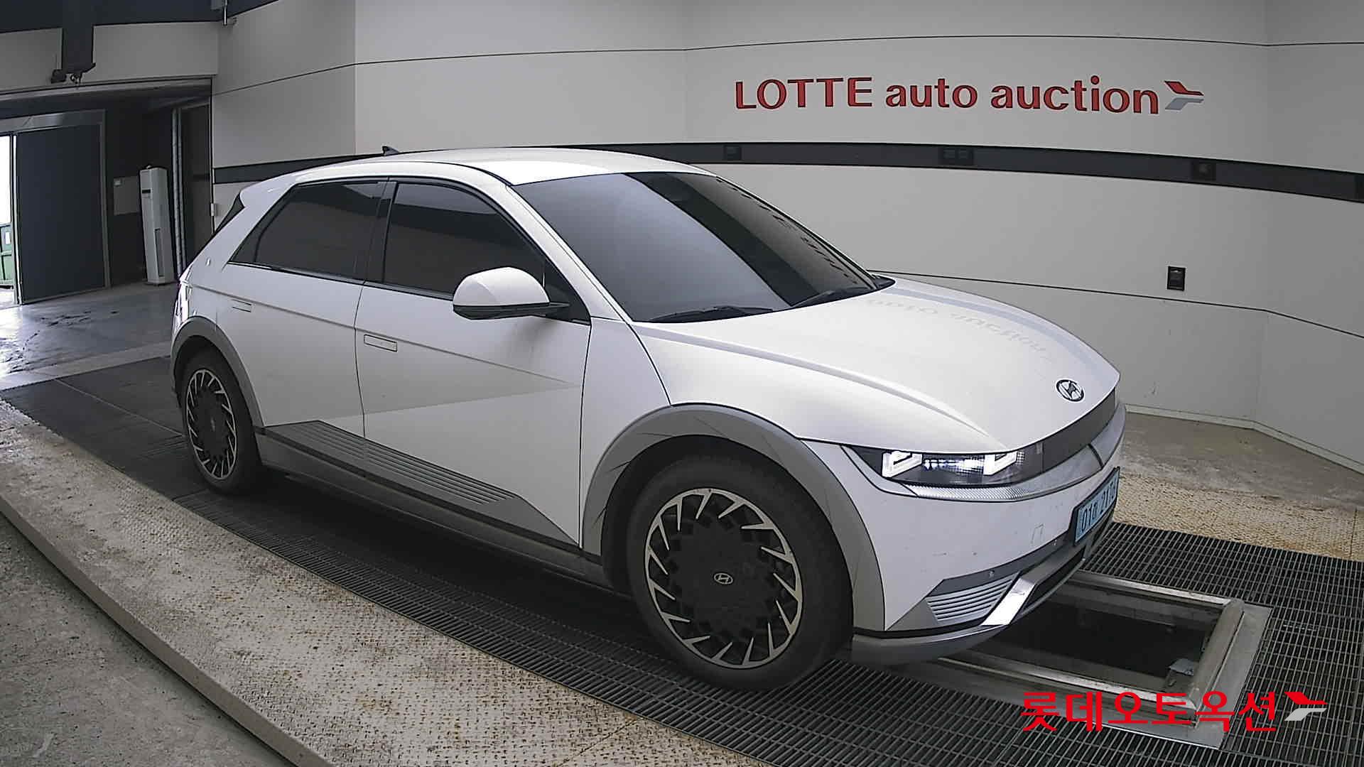 2022 - hyundai ioniq