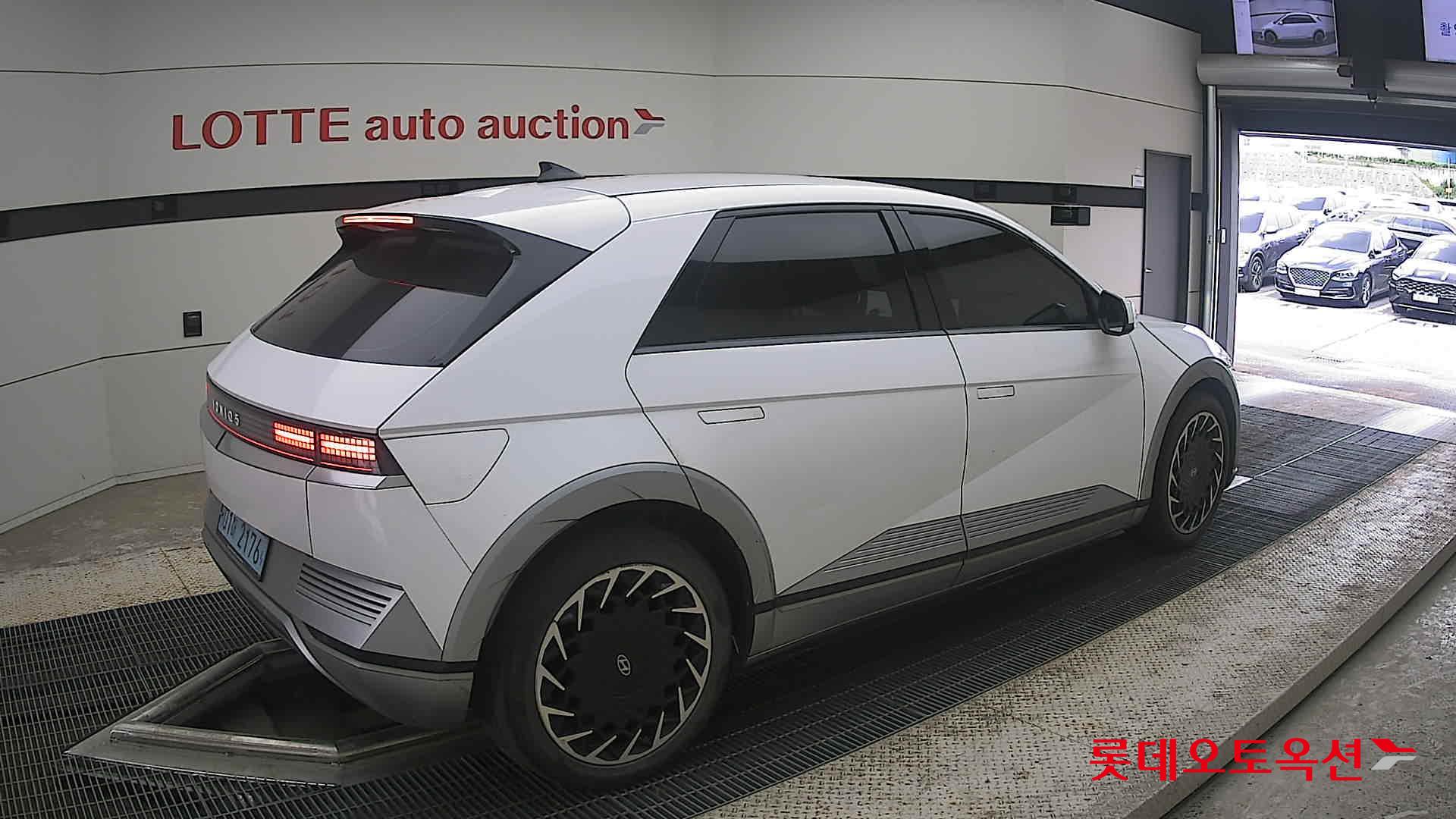 2022 - hyundai ioniq