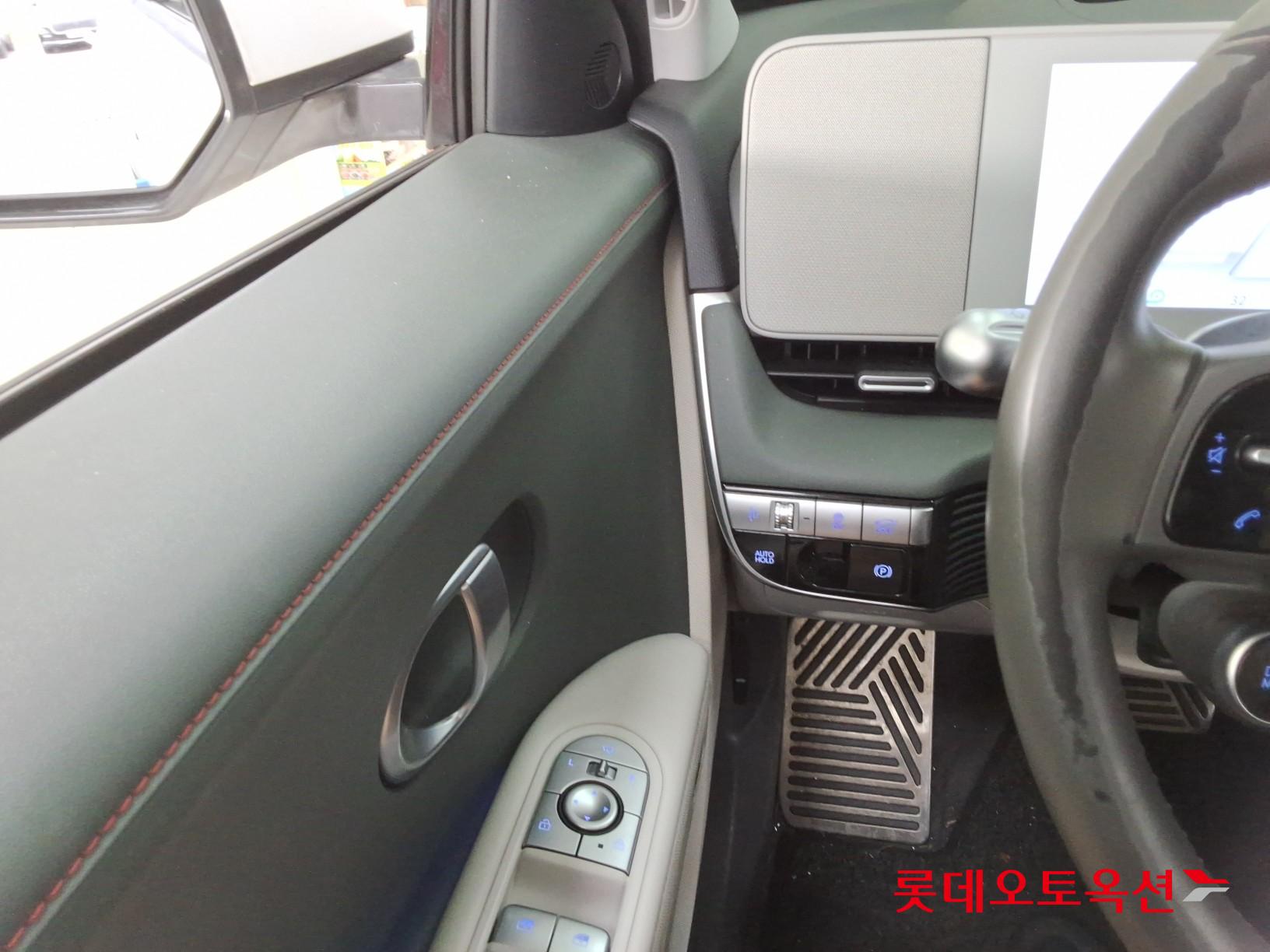 2022 - hyundai ioniq