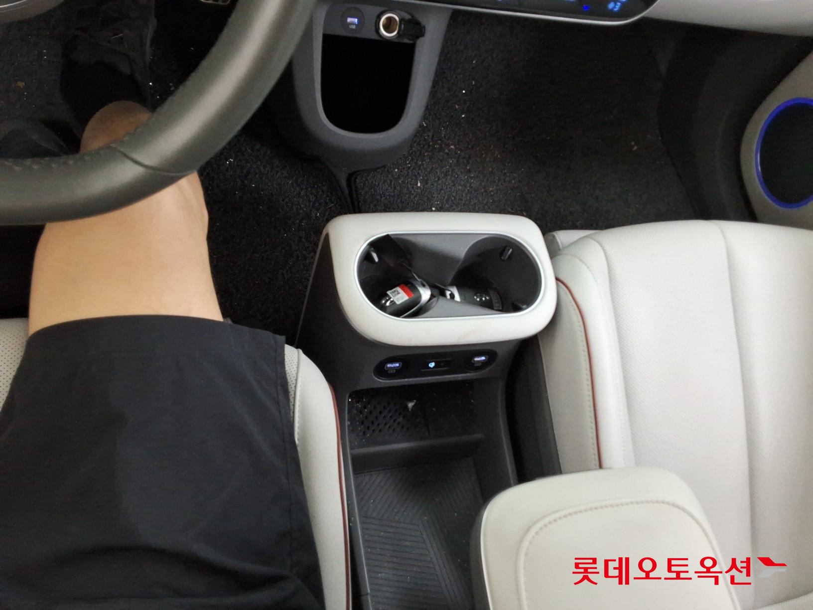 2022 - hyundai ioniq