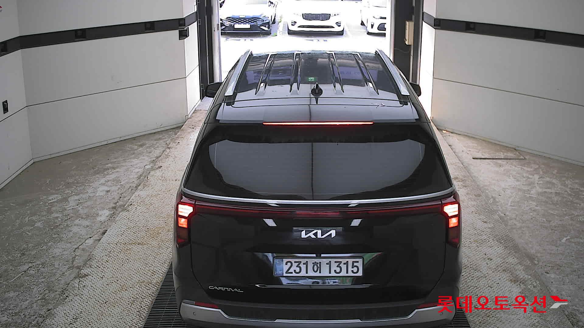 2025 - kia carnival