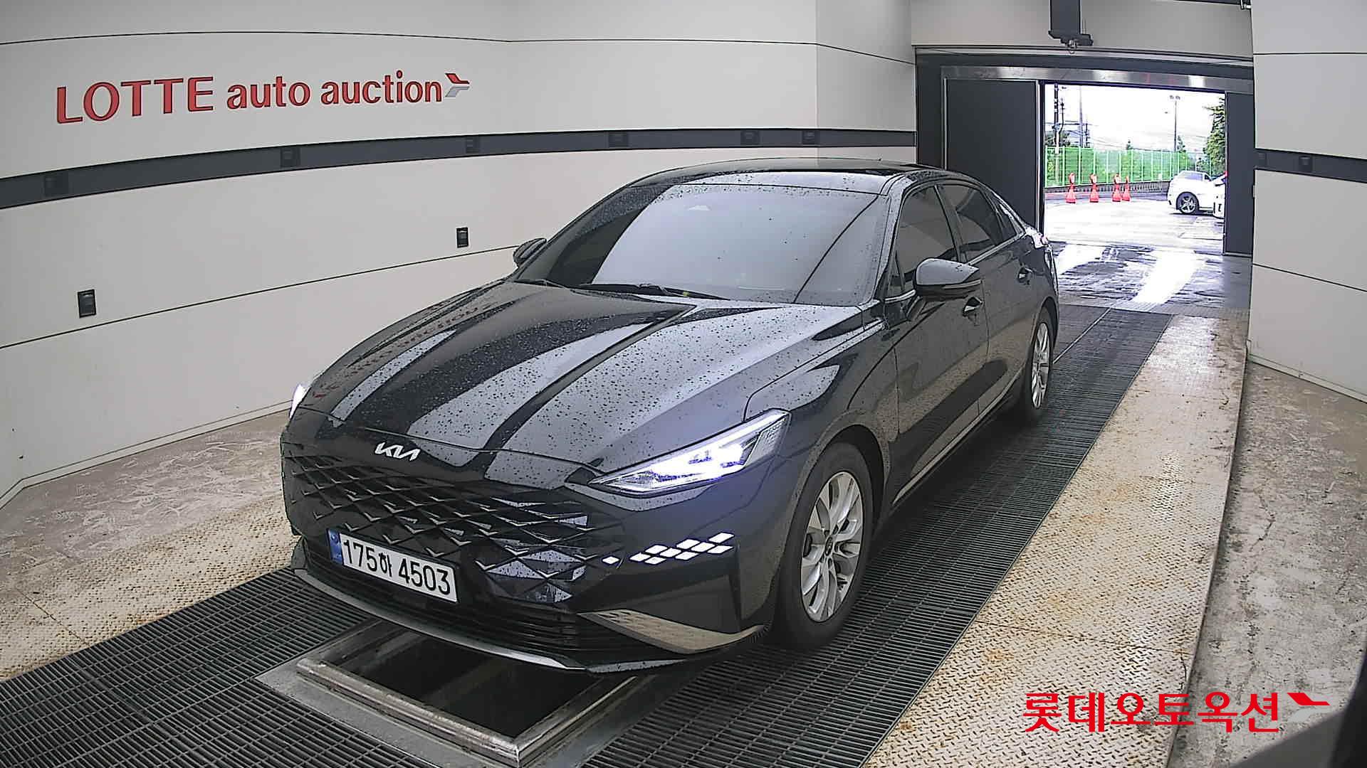 2023 - kia k8