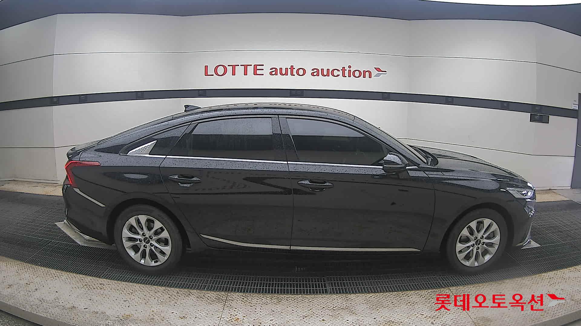 2023 - kia k8