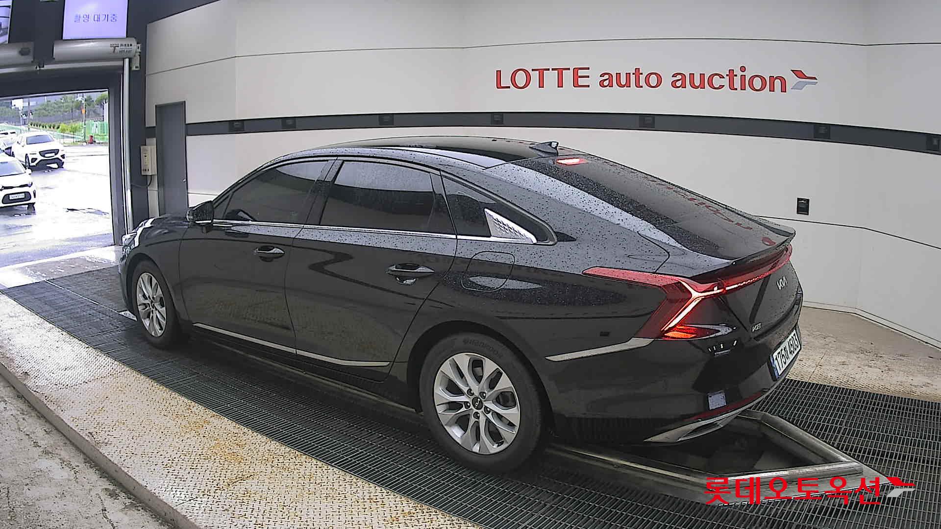 2023 - kia k8