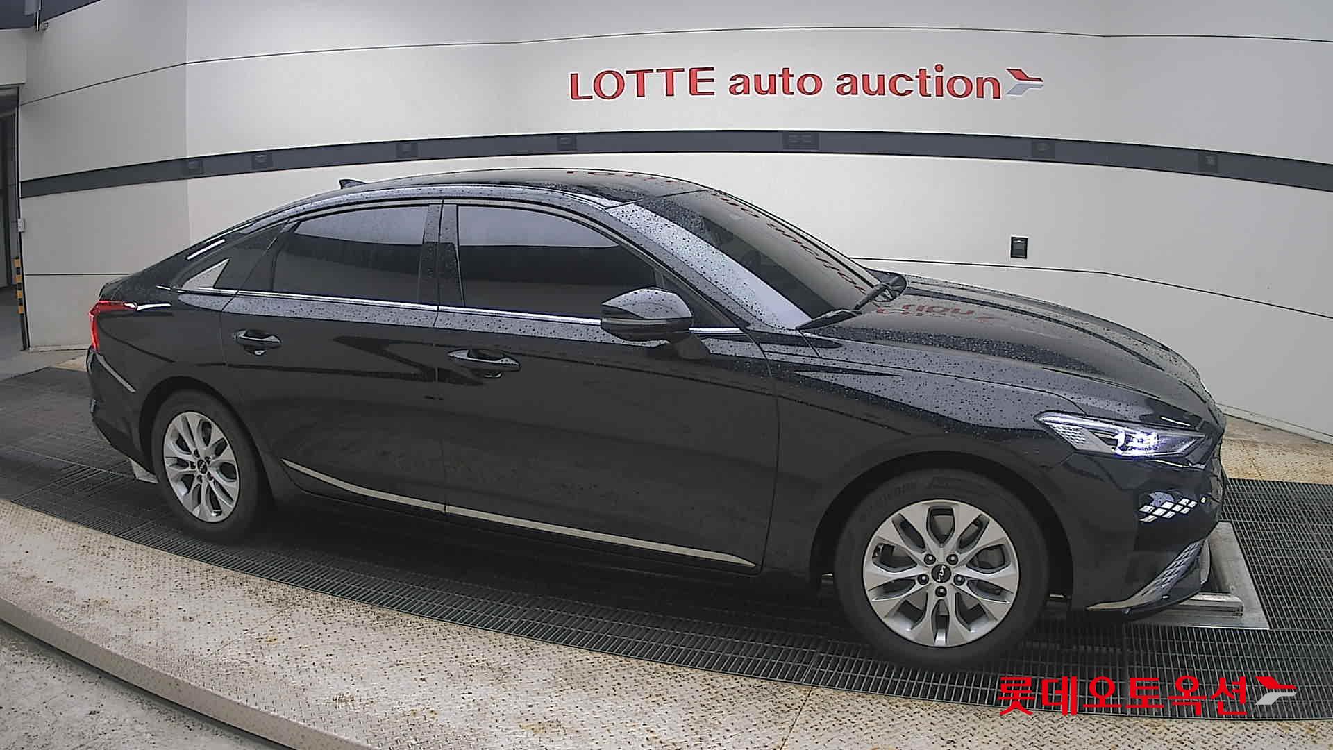 2023 - kia k8