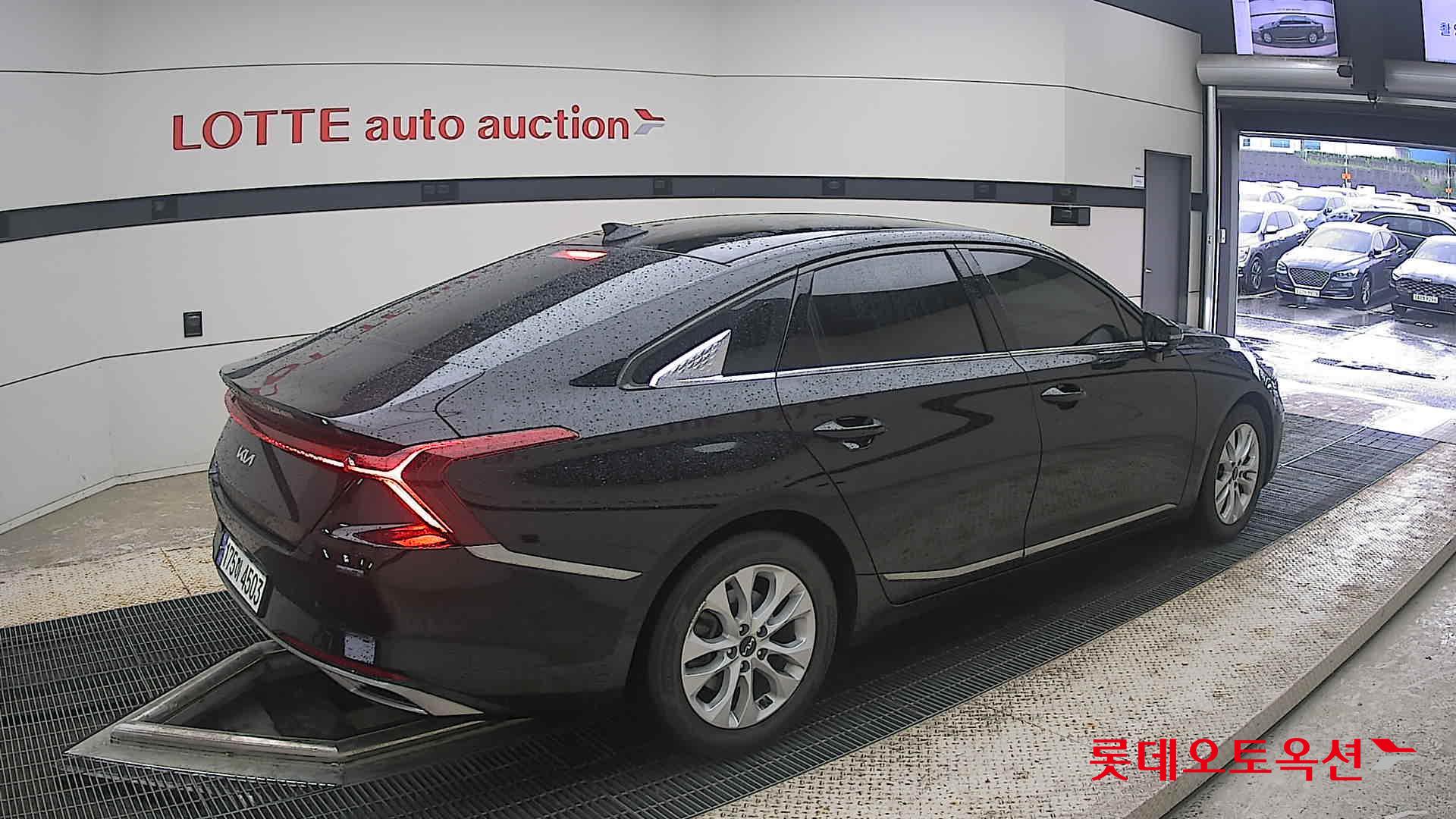 2023 - kia k8