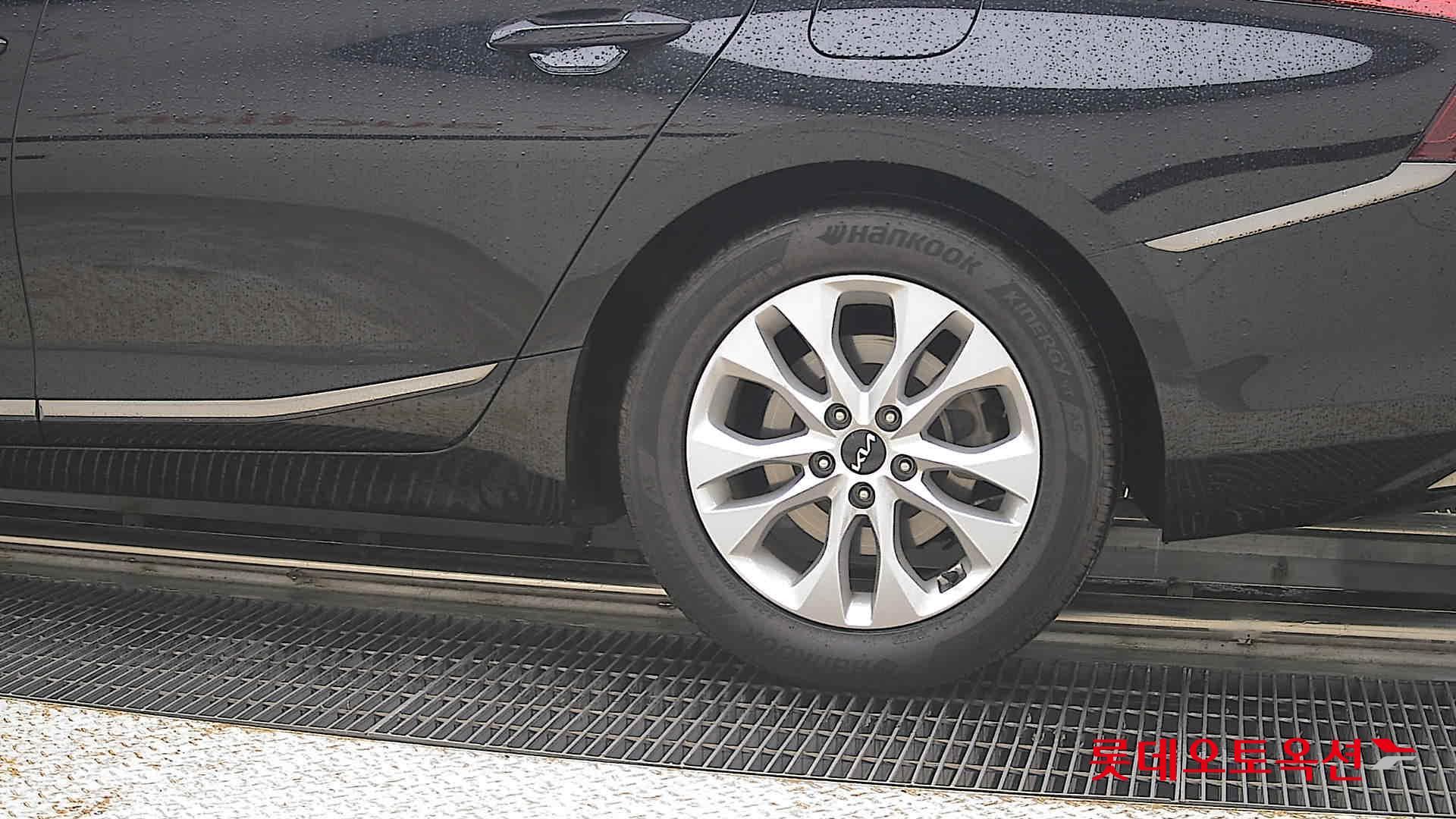 2023 - kia k8