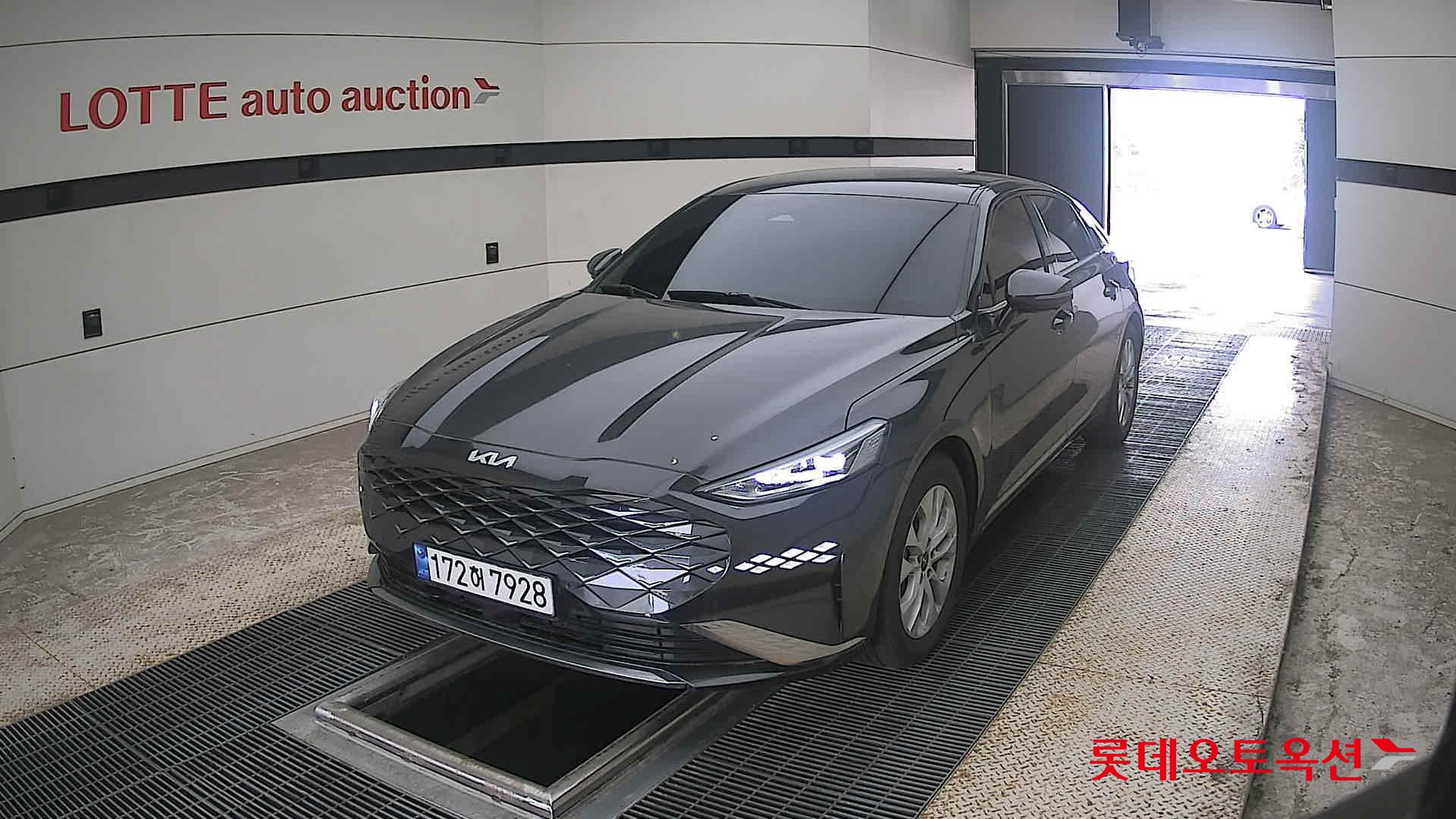 2023 - kia k8