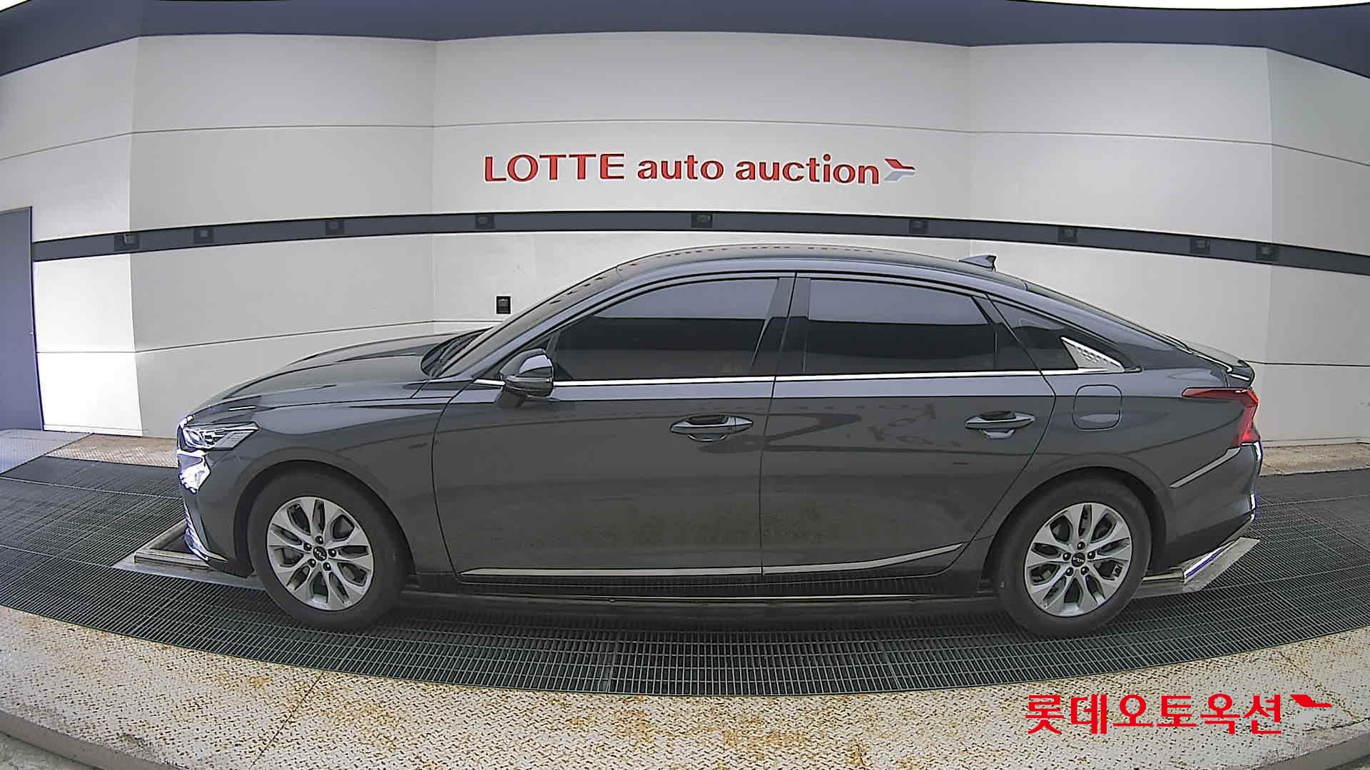 2023 - kia k8