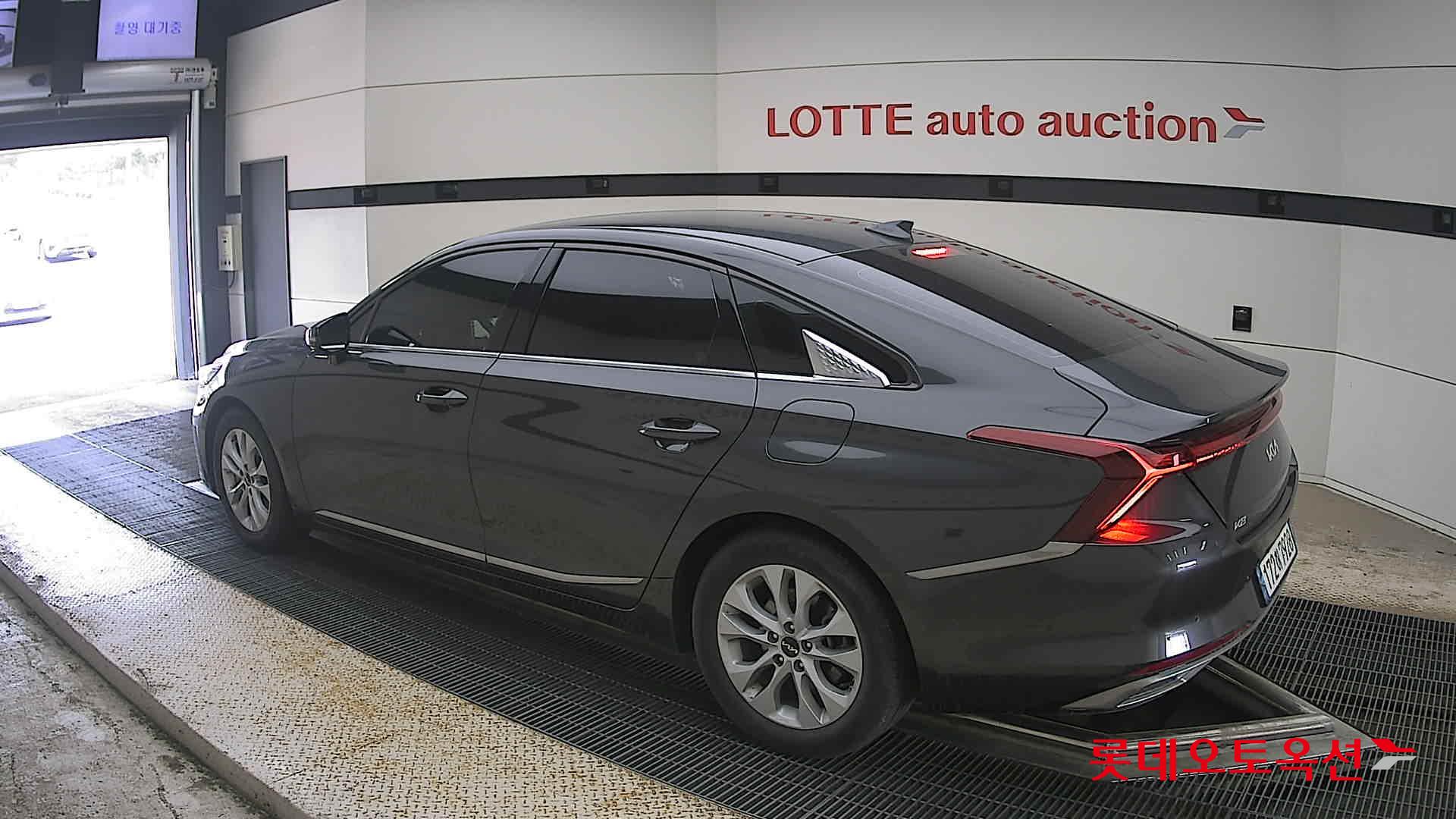 2023 - kia k8