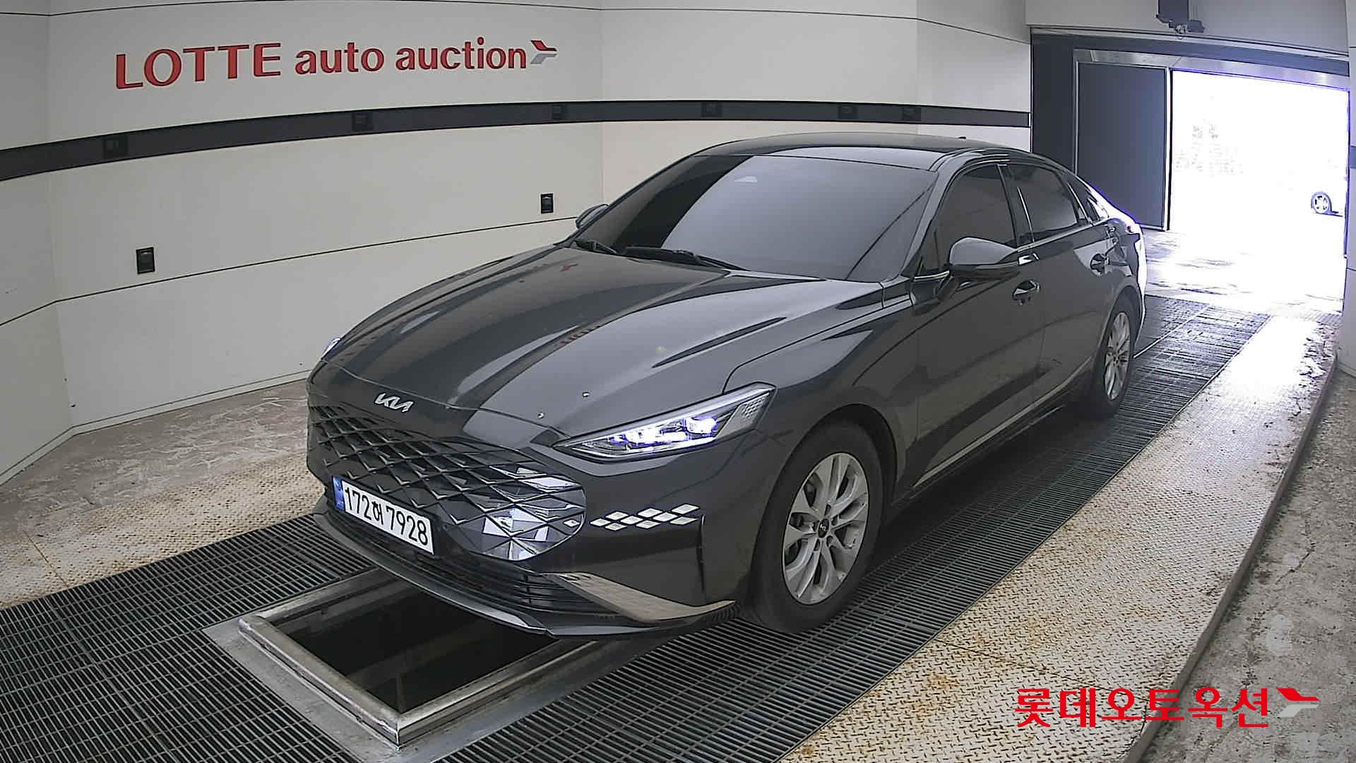 2023 - kia k8