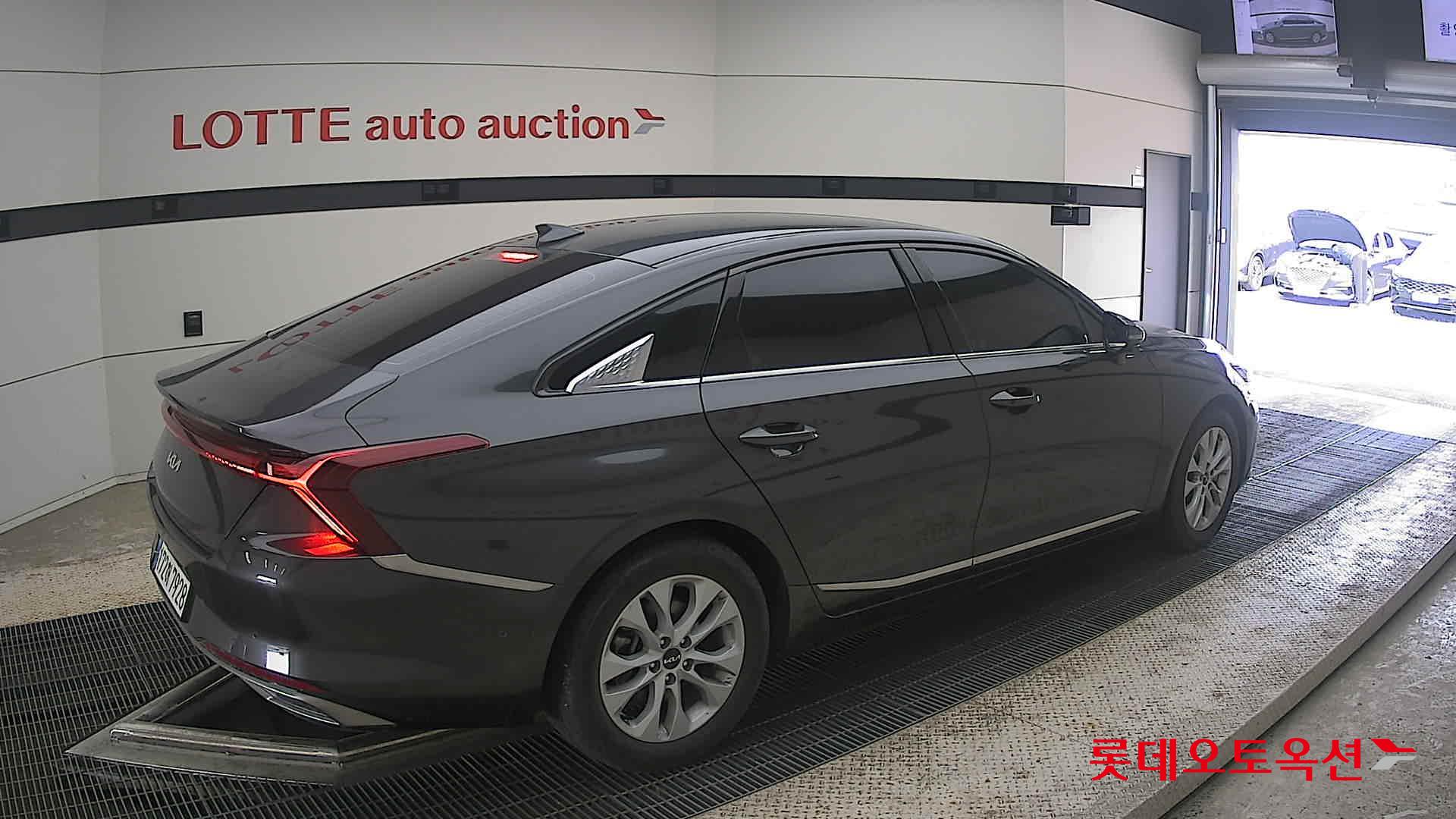 2023 - kia k8