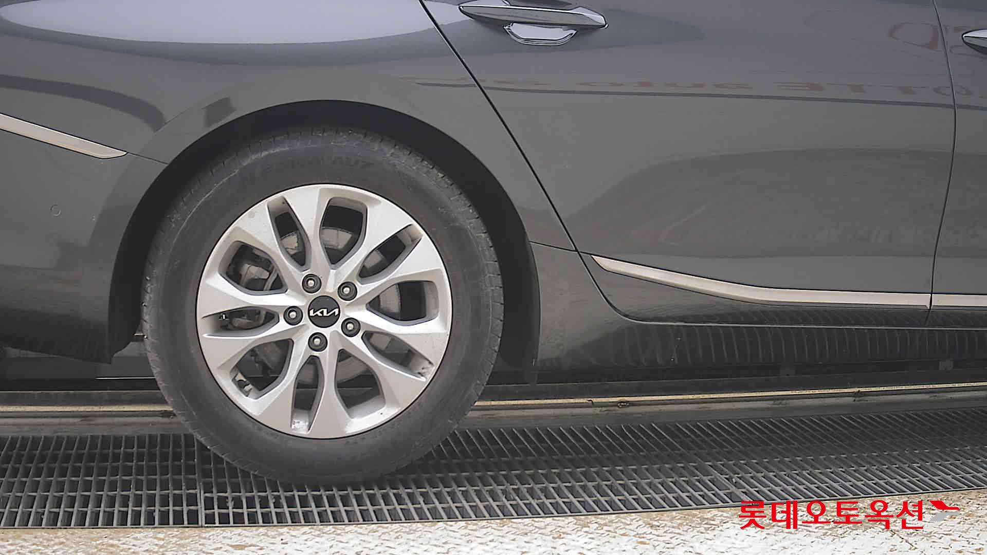 2023 - kia k8