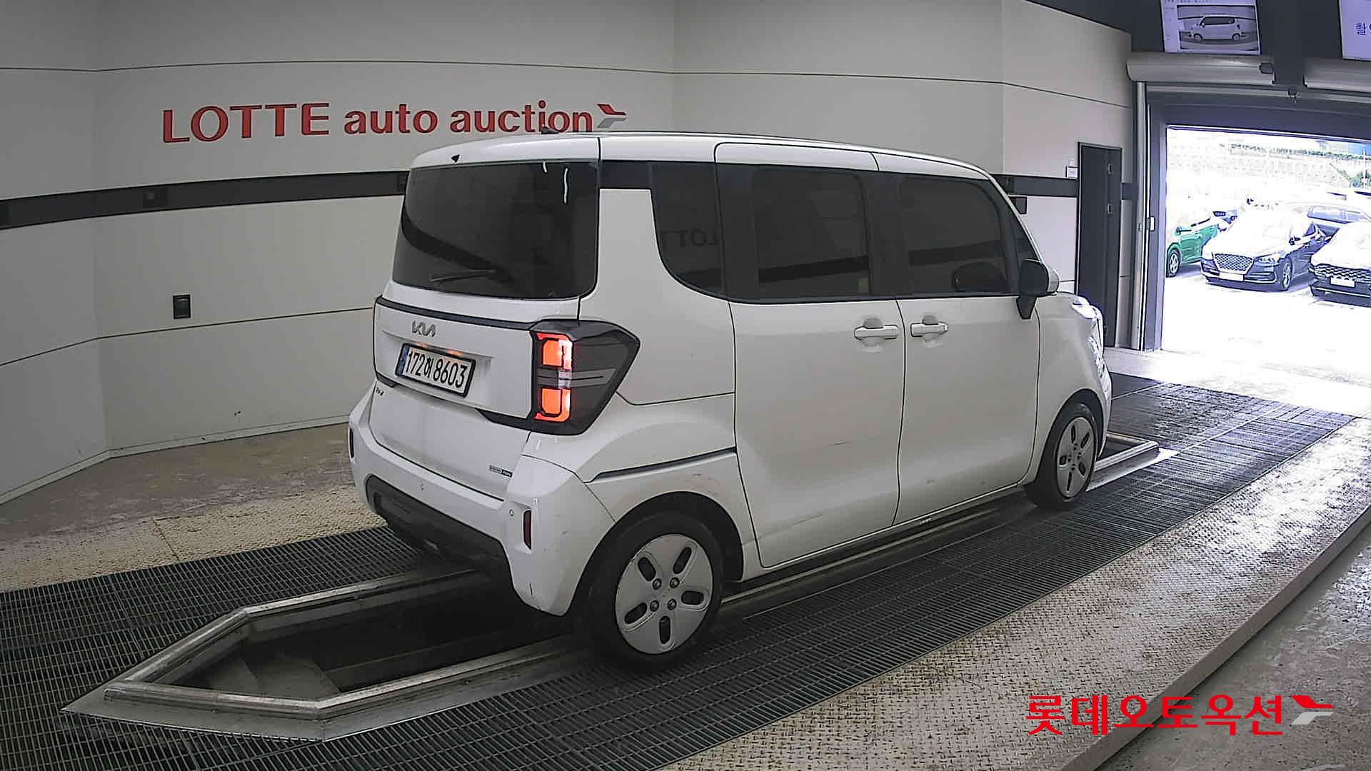 2023 - kia ray
