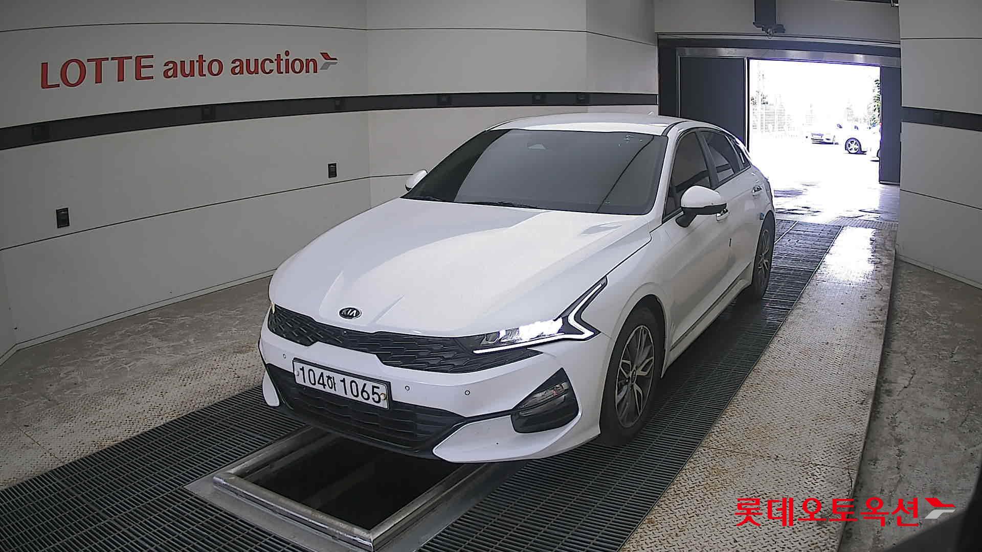 2020 - kia k5