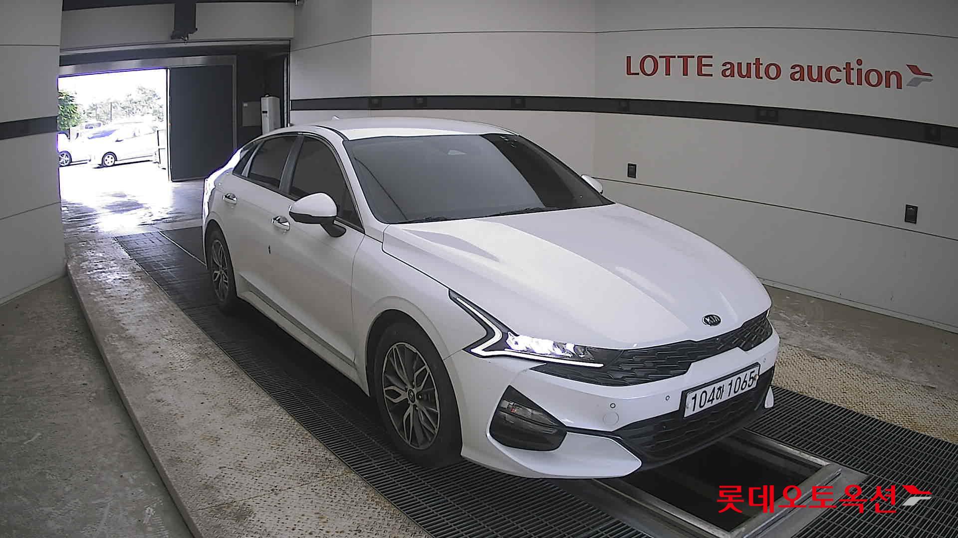 2020 - kia k5