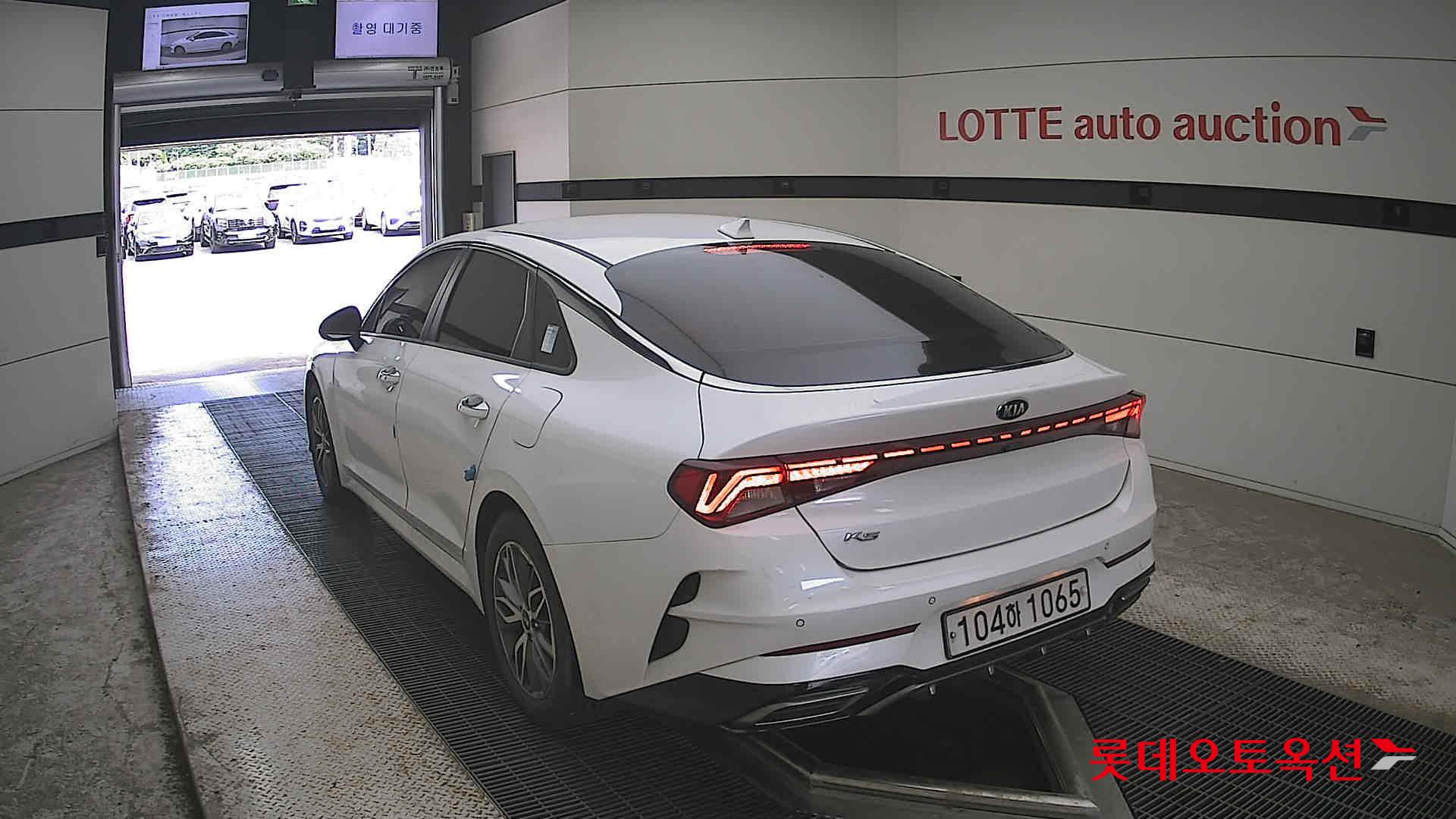 2020 - kia k5