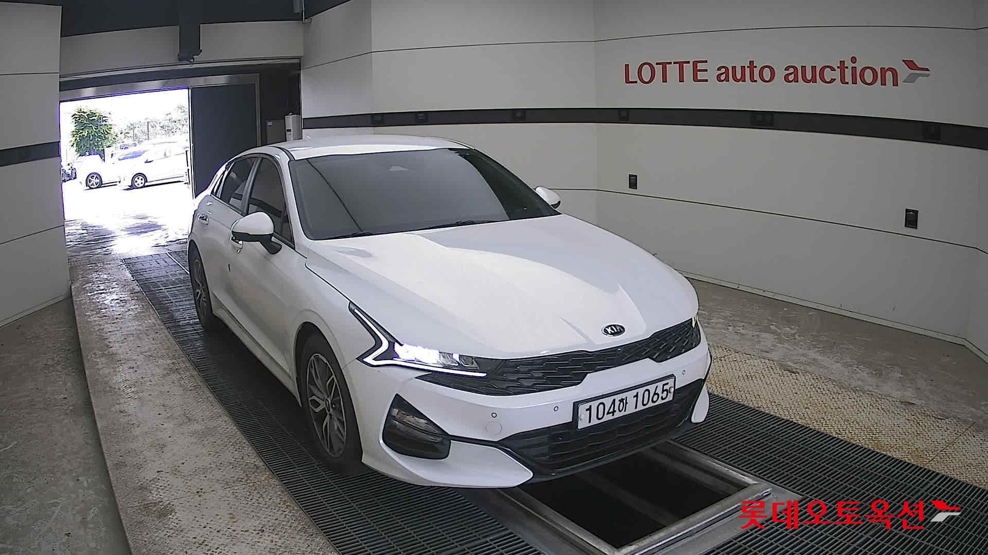 2020 - kia k5
