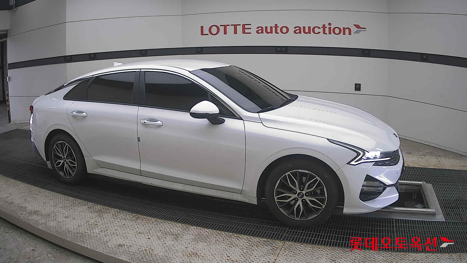 2020 - kia k5