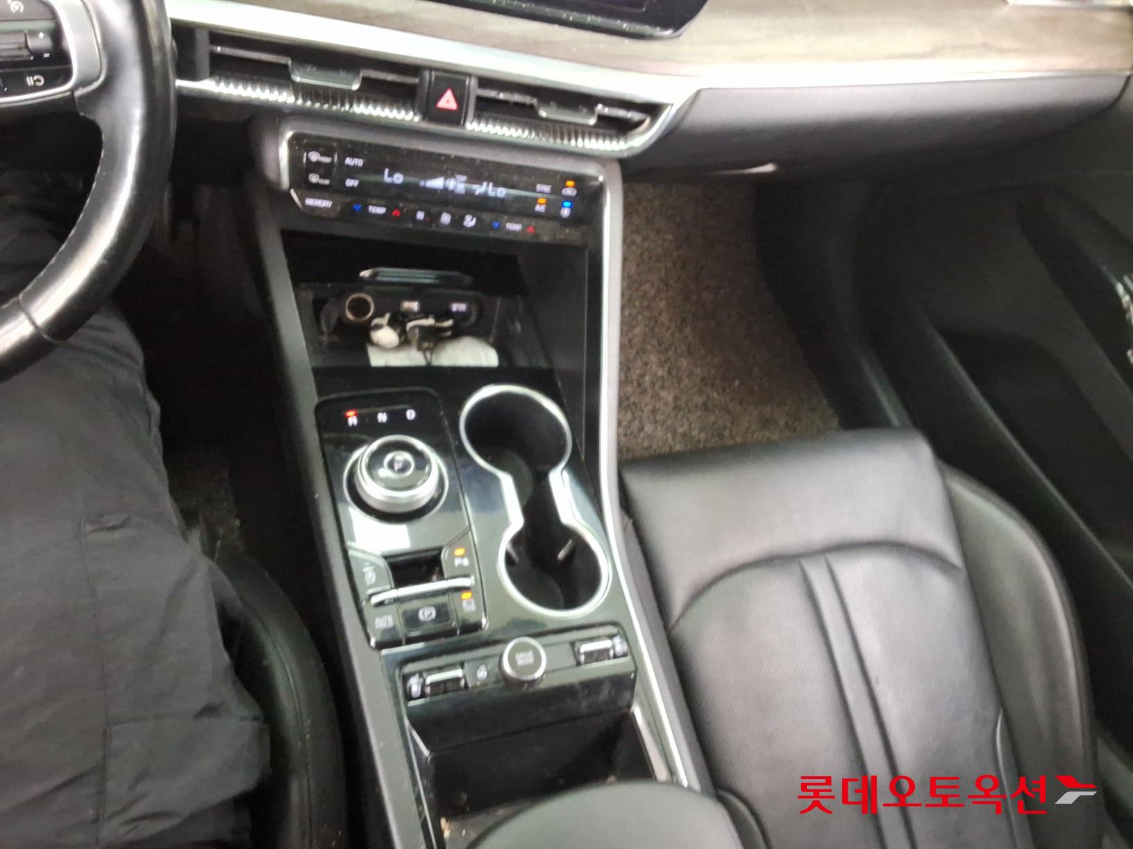 2020 - kia k5