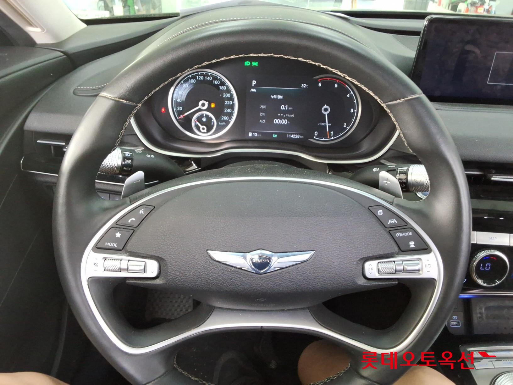 2021 - genesis g80