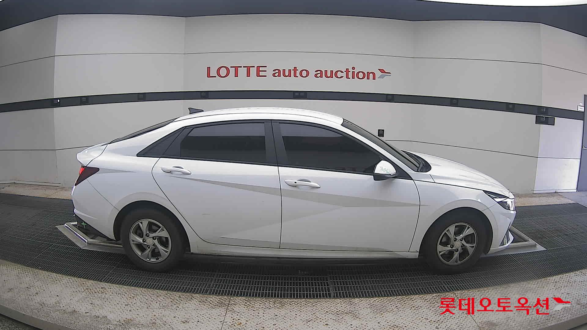 2021 - hyundai avante
