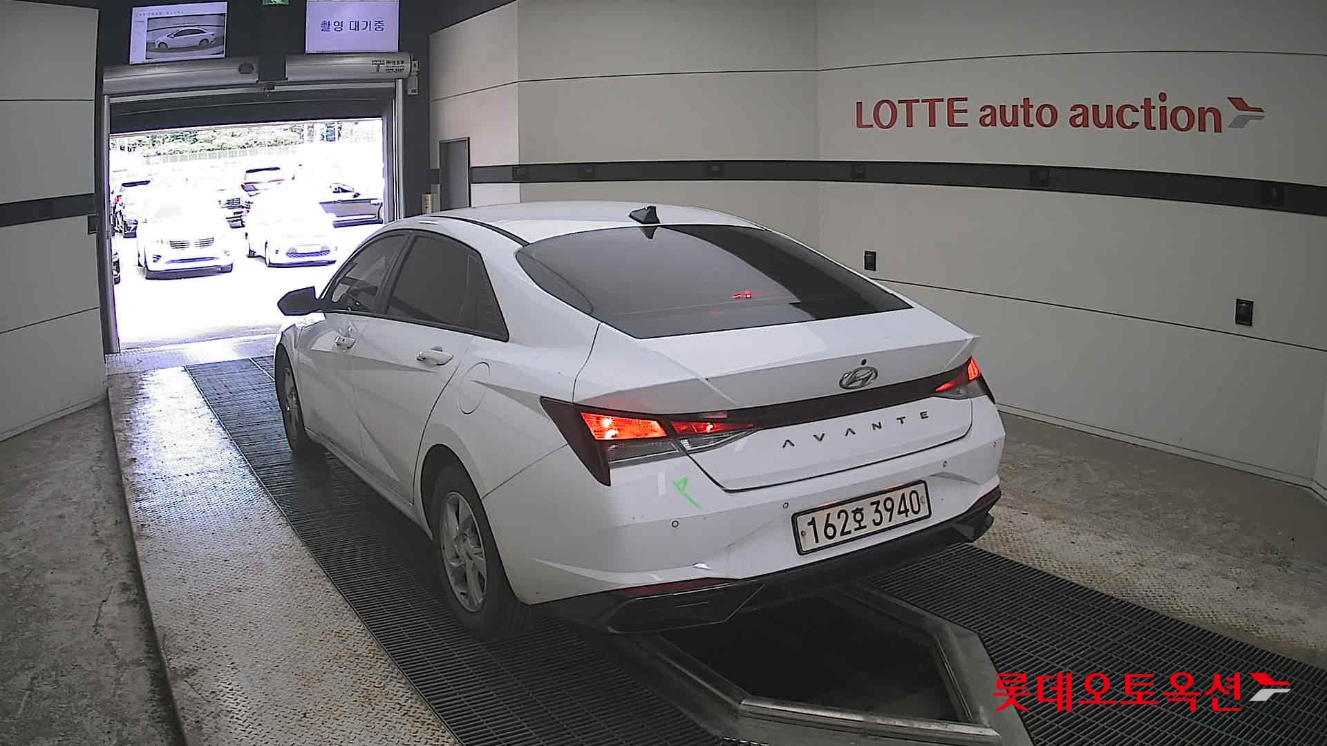 2021 - hyundai avante
