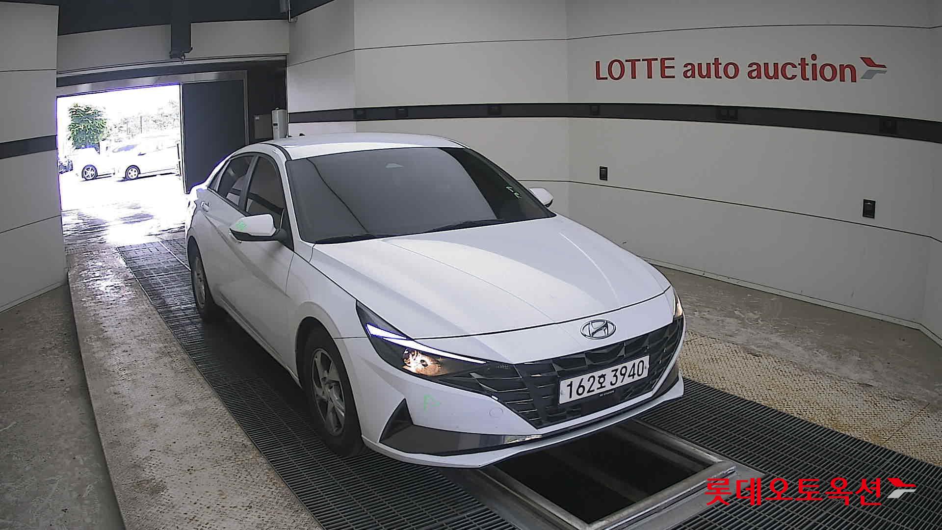 2021 - hyundai avante