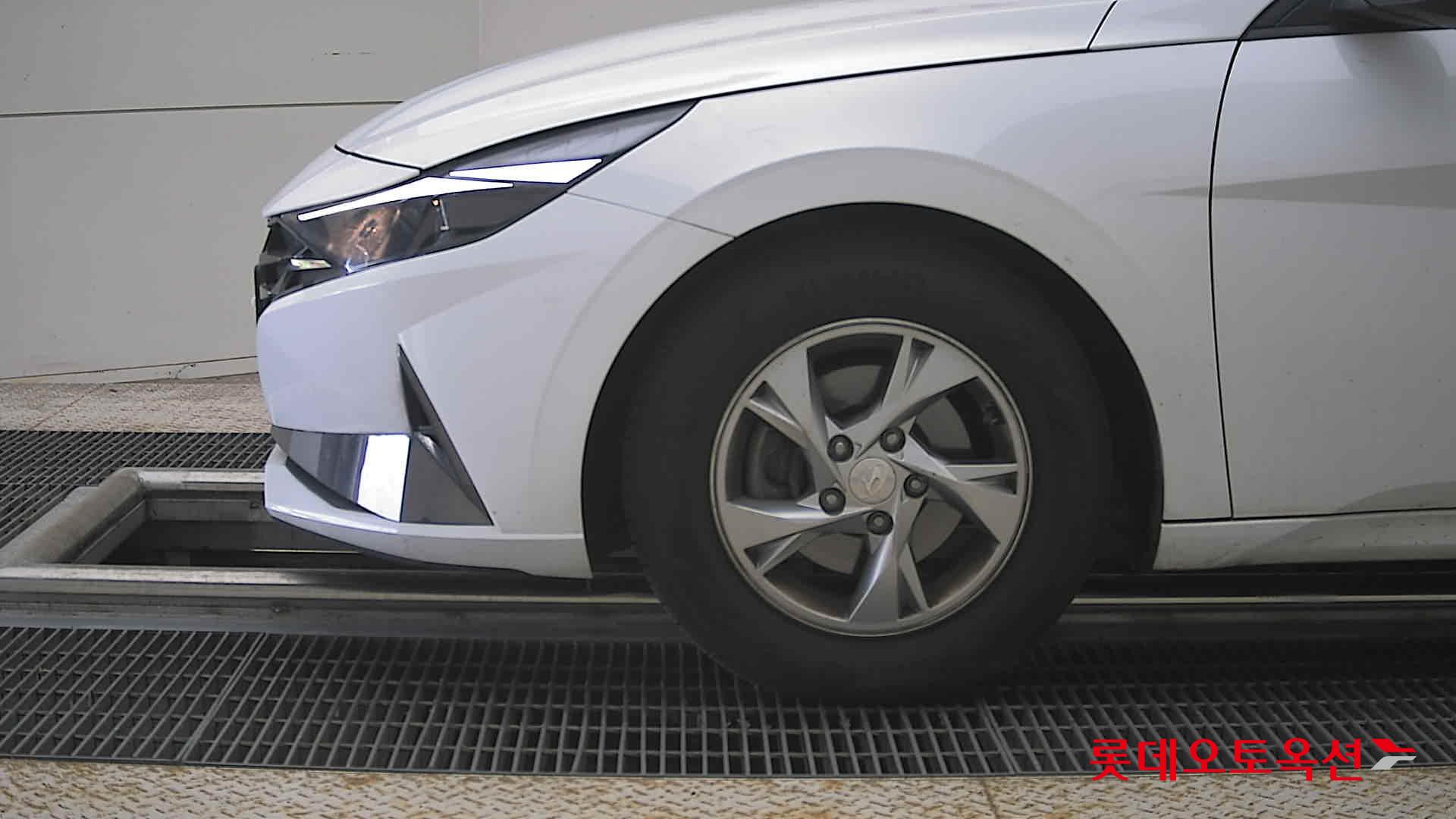 2021 - hyundai avante
