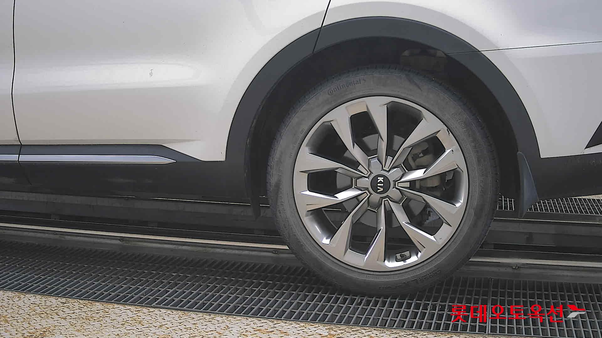 2021 - kia sorento