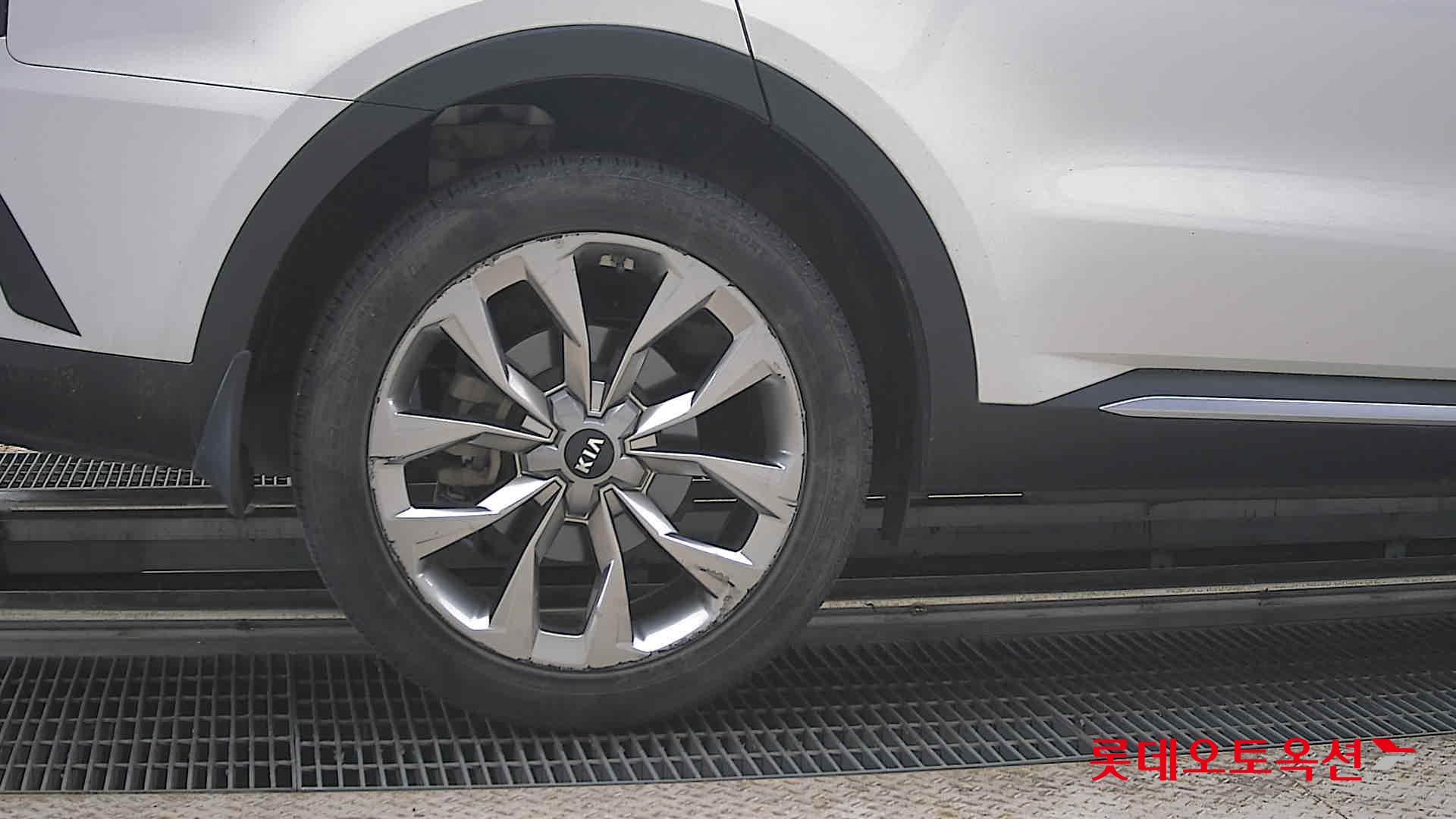 2021 - kia sorento