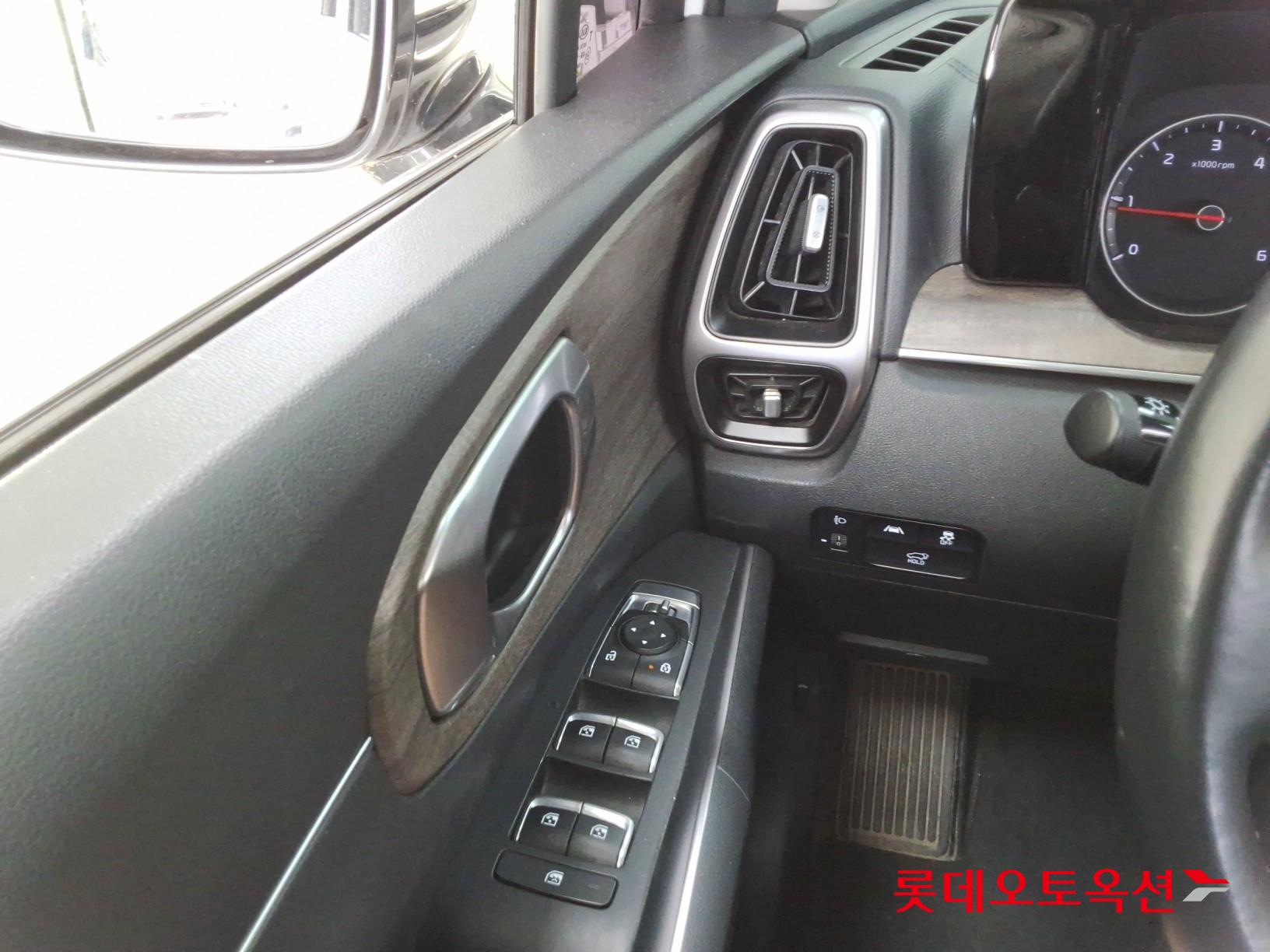 2021 - kia sorento