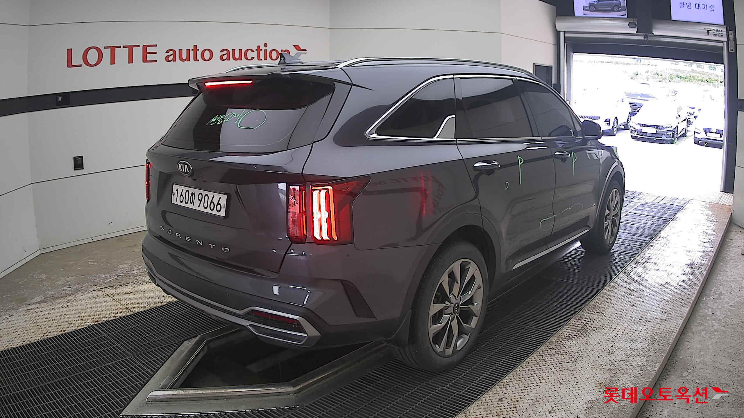 2021 - kia sorento